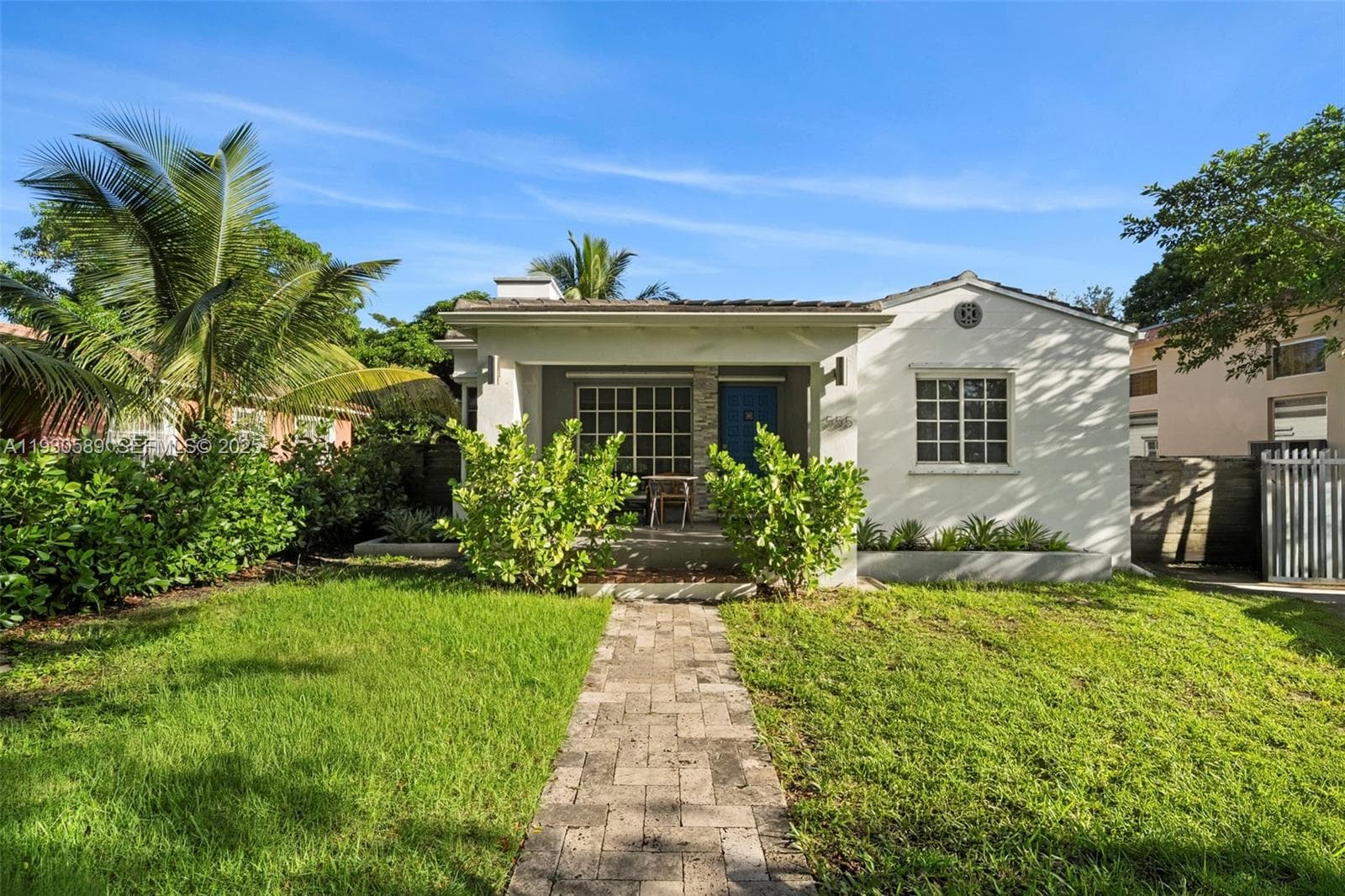 555 NE 73rd St, Miami FL 33138 — 32