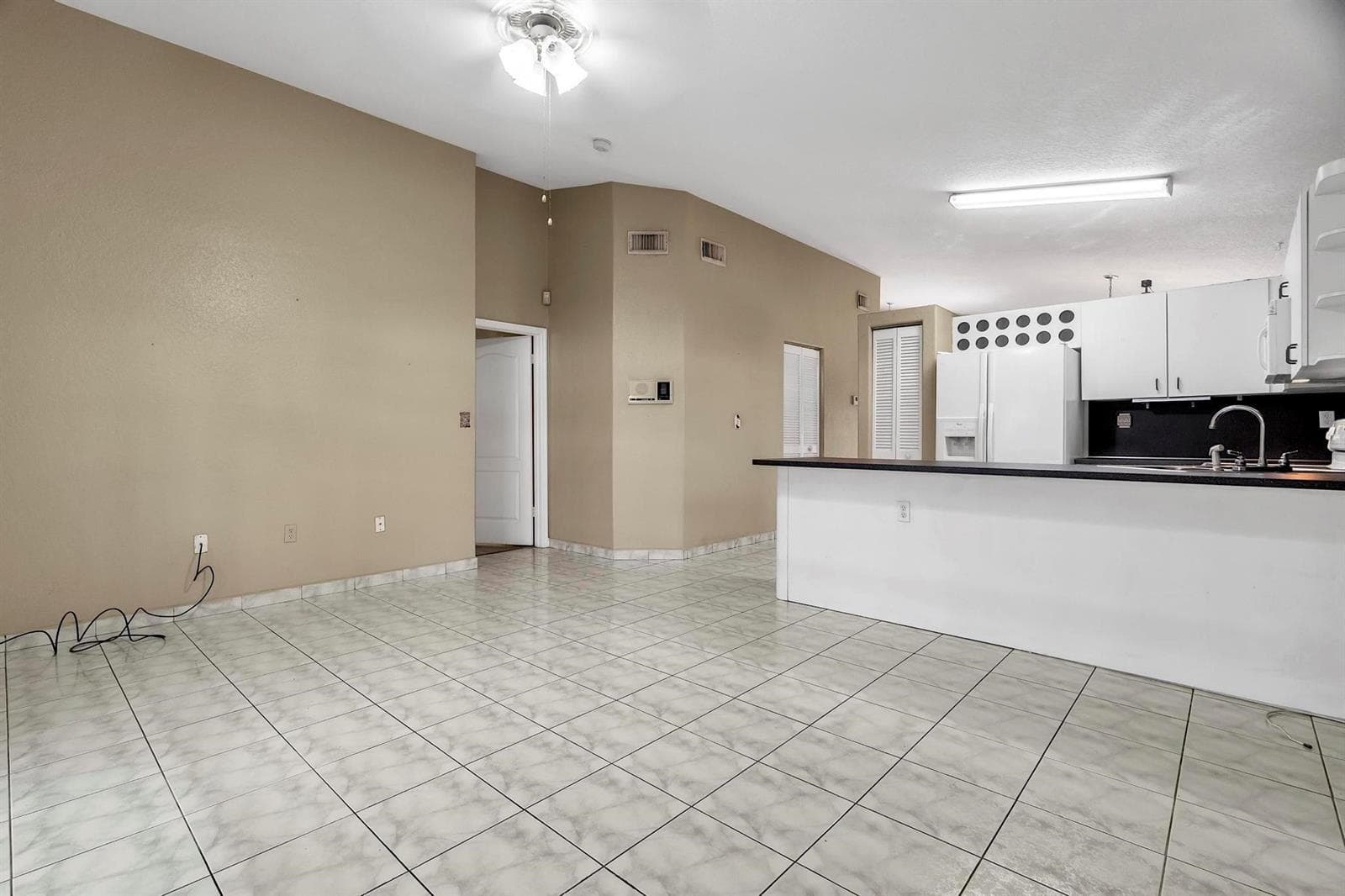 3201 W 76th Street, Hialeah FL 33018 — 23