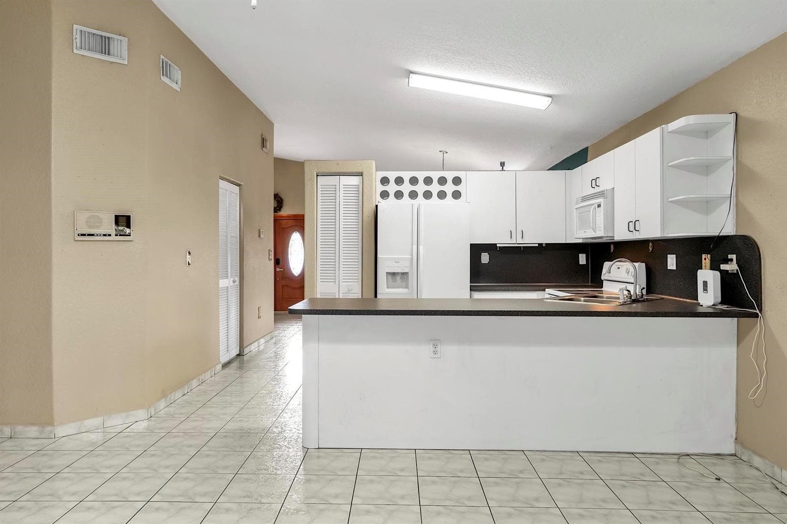 3201 W 76th Street, Hialeah FL 33018 — 22
