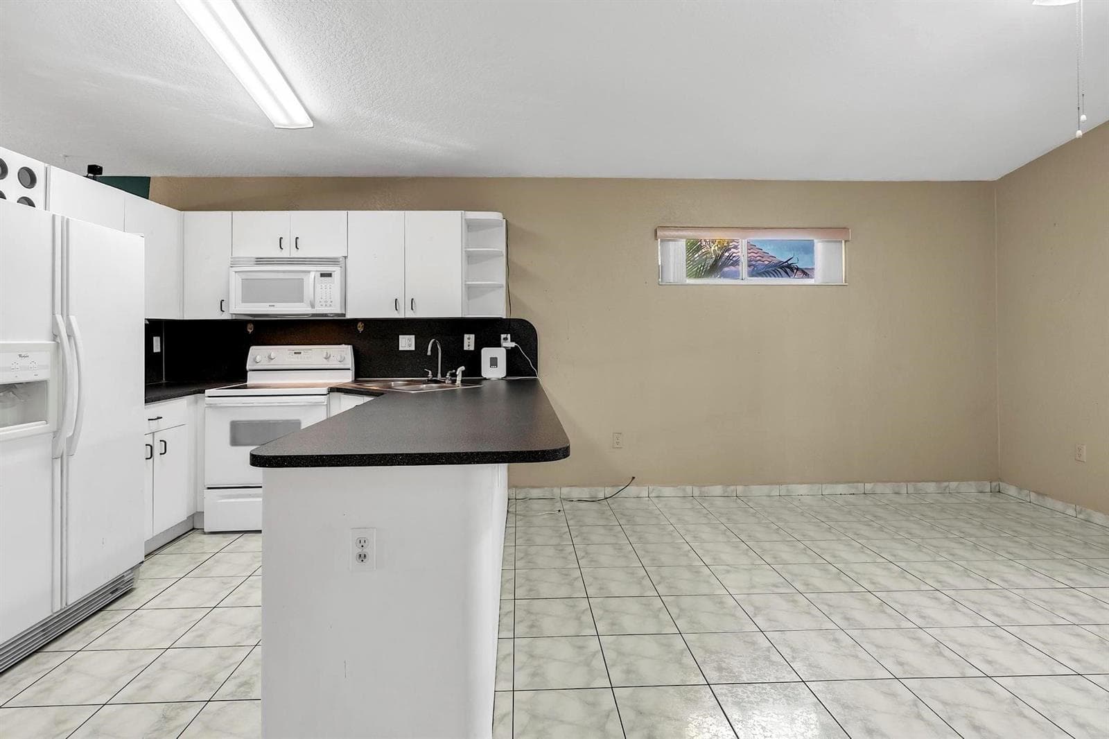 3201 W 76th Street, Hialeah FL 33018 — 20