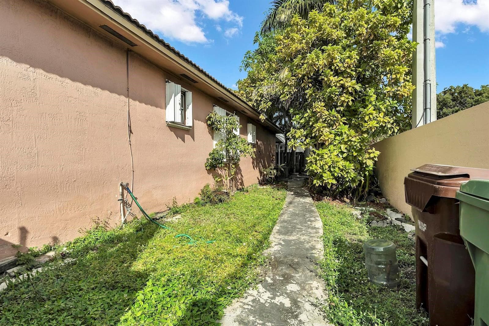 3201 W 76th Street, Hialeah FL 33018 — 45
