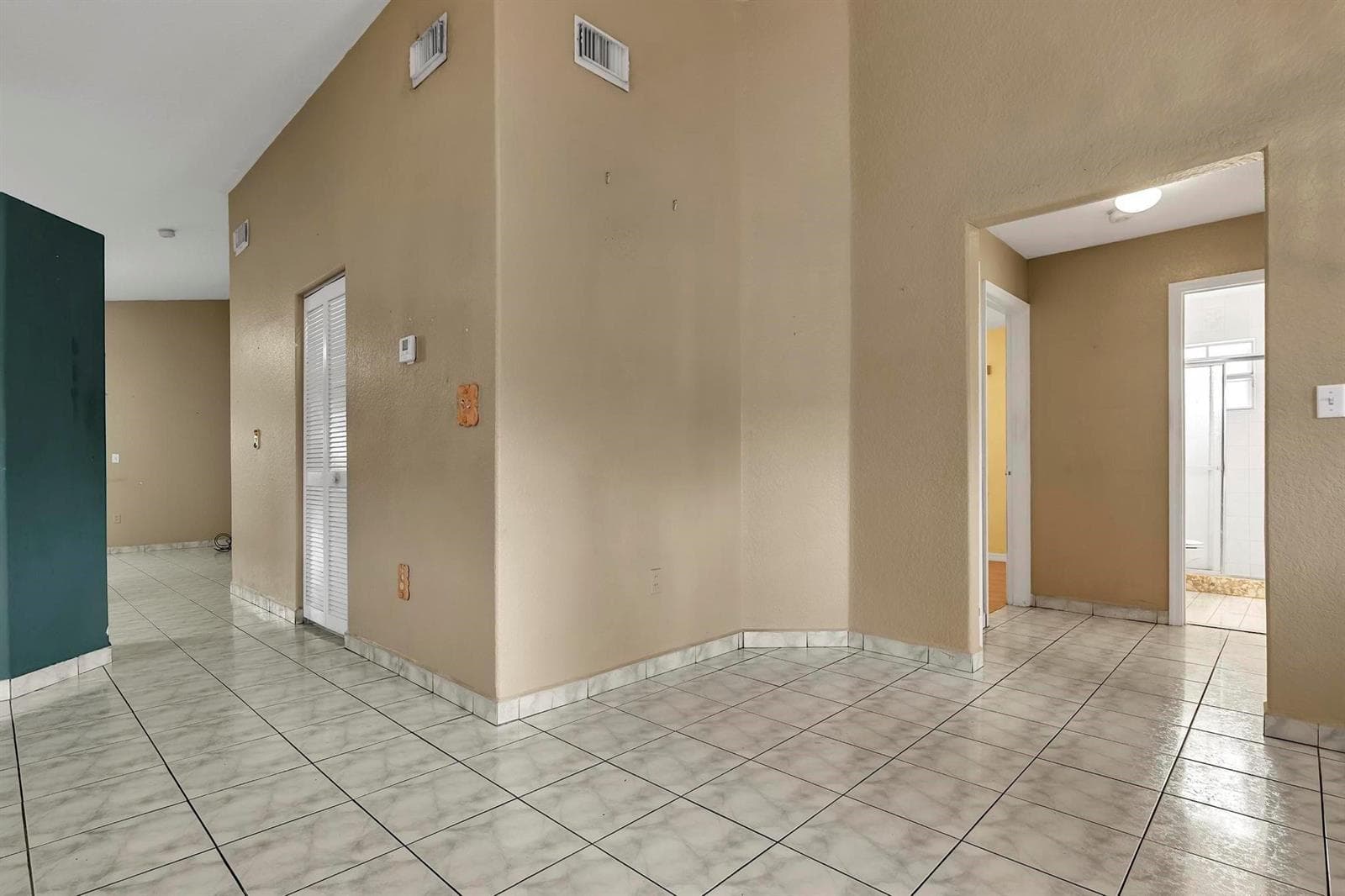 3201 W 76th Street, Hialeah FL 33018 — 18