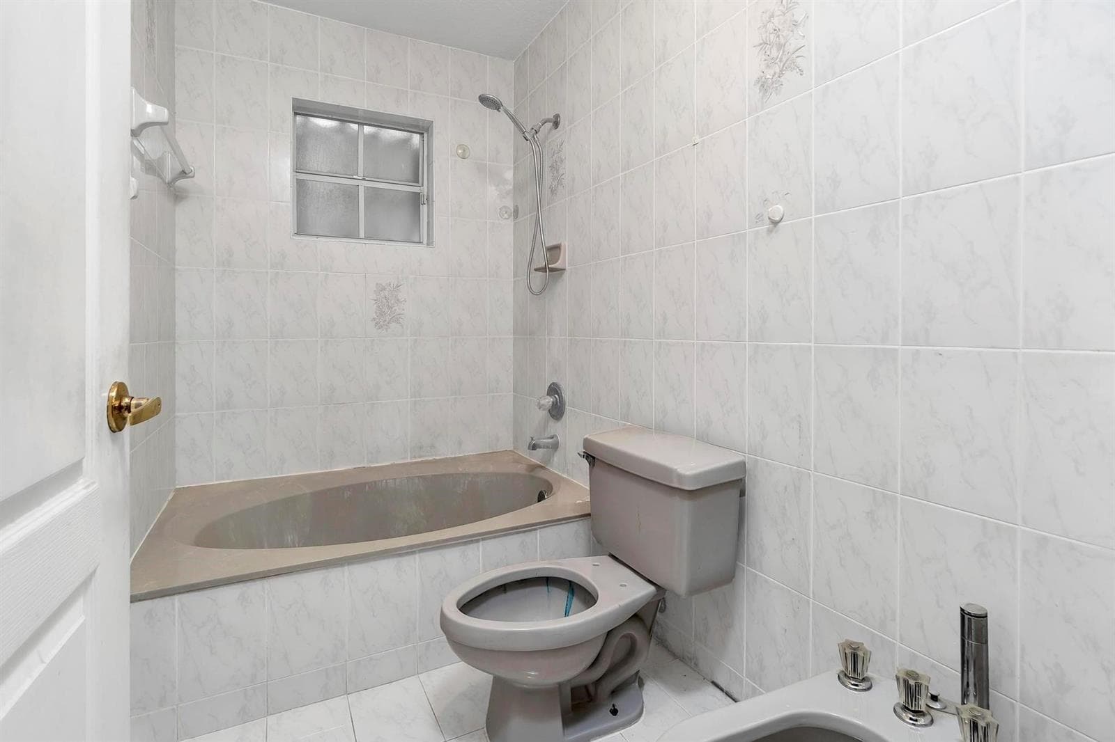 3201 W 76th Street, Hialeah FL 33018 — 31