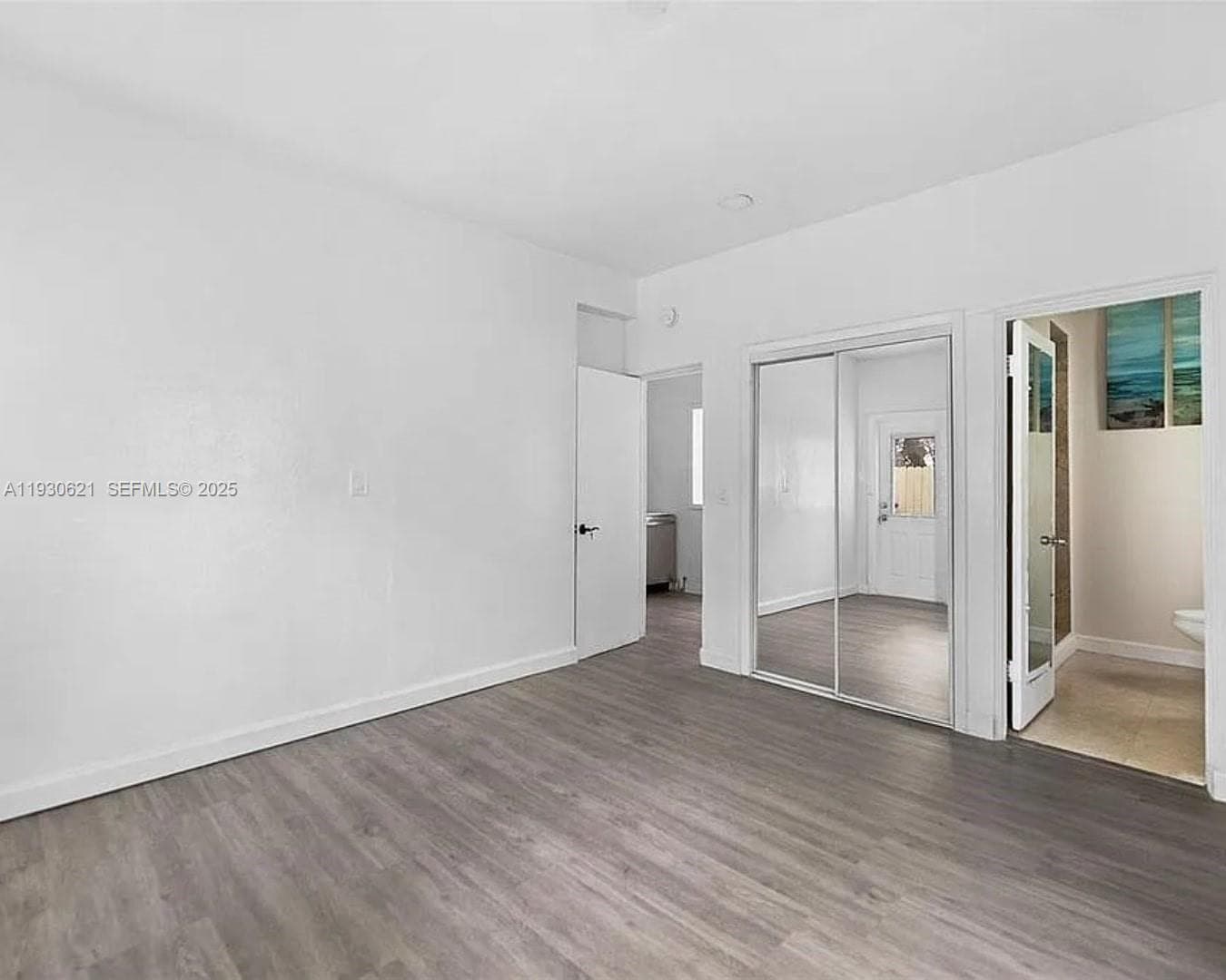 2822 Pine Tree Dr, Miami Beach FL 33140 — 8