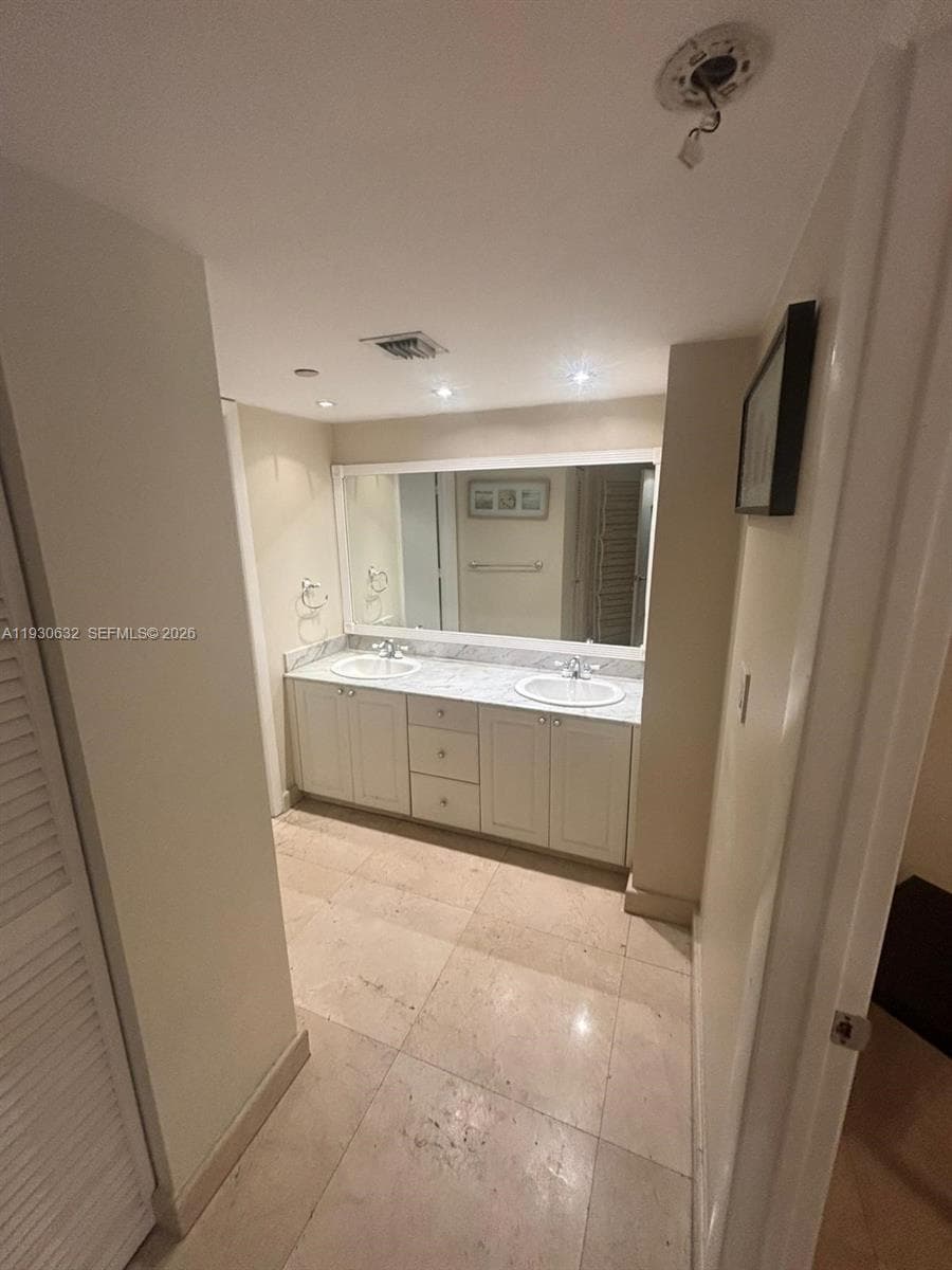 8911 Collins Ave # 303, Surfside FL 33154 — 13