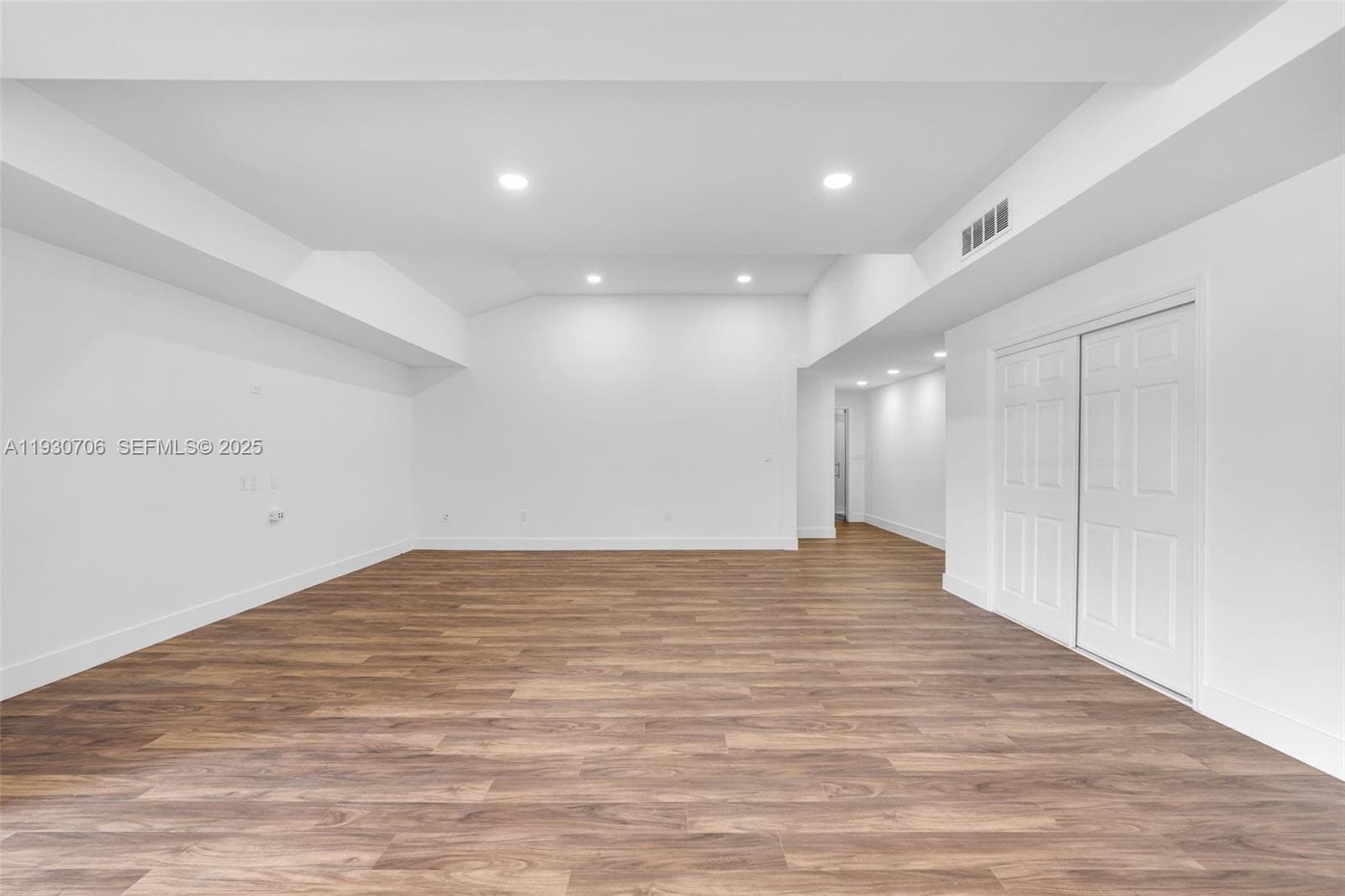 8930 SW 40th St, Miami FL 33165 — 9