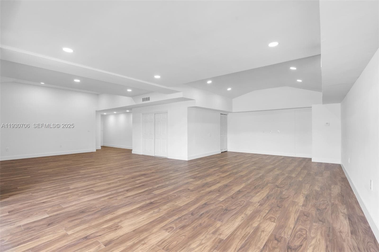 8930 SW 40th St, Miami FL 33165 — 10
