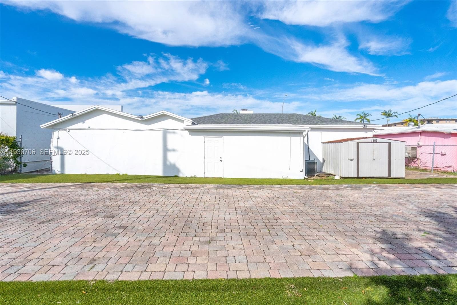 8930 SW 40th St, Miami FL 33165 — 19