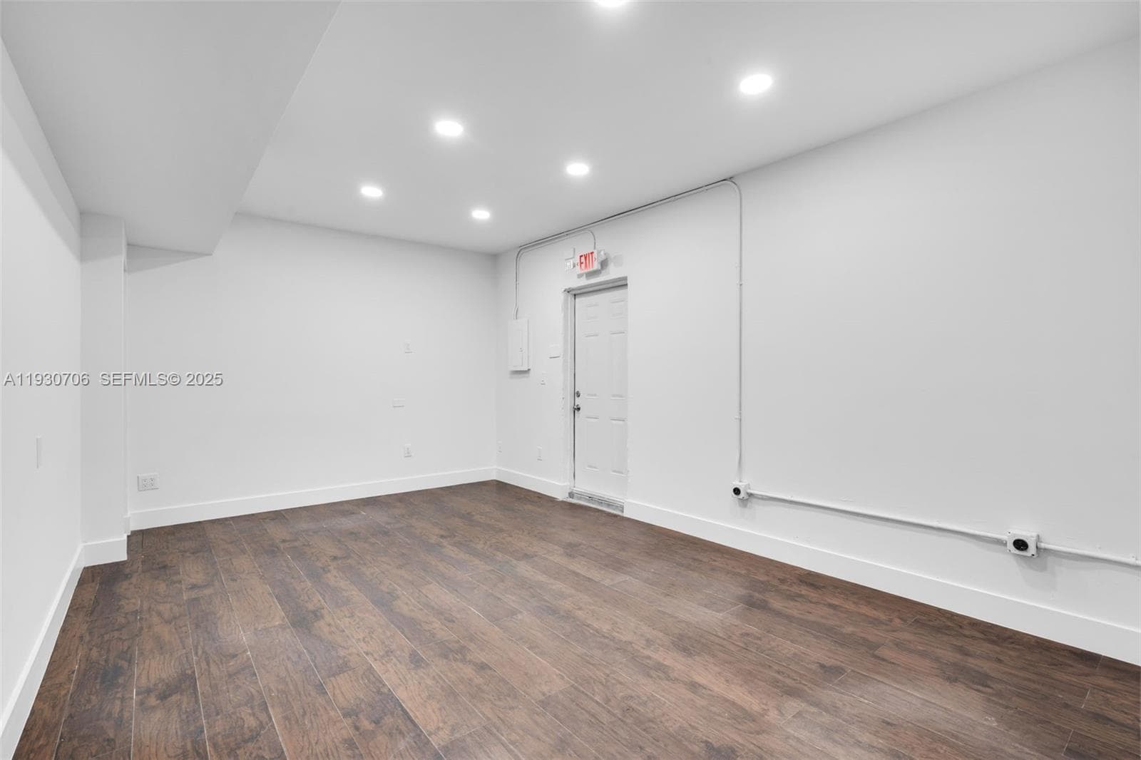 8930 SW 40th St, Miami FL 33165 — 4