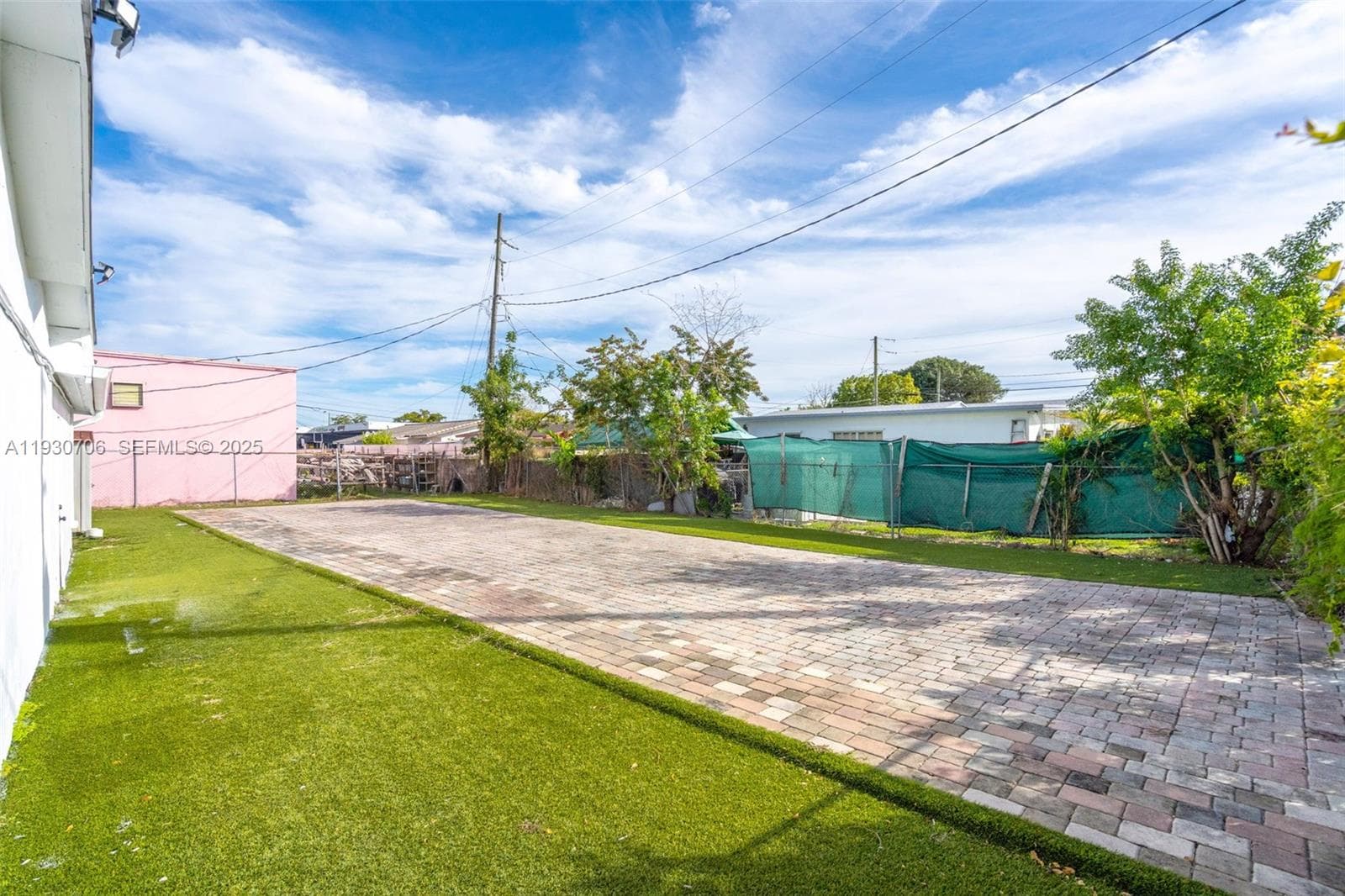 8930 SW 40th St, Miami FL 33165 — 21