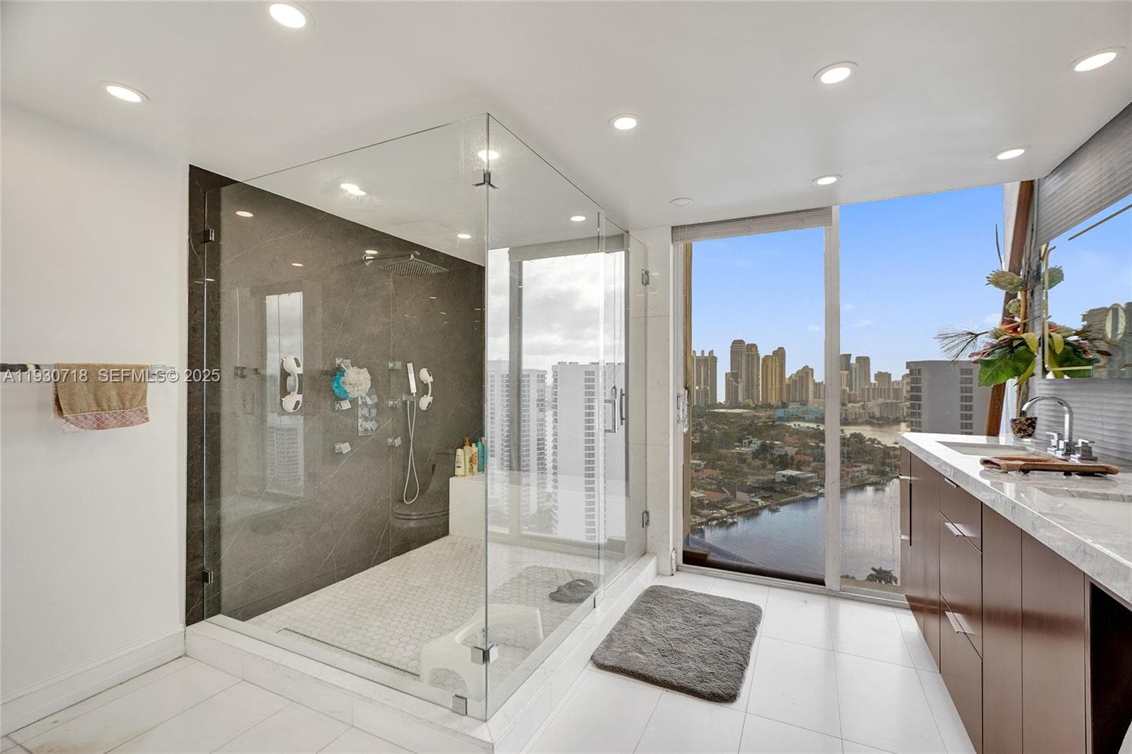 19355 Turnberry Way # 26E, Aventura FL 33180 — 37