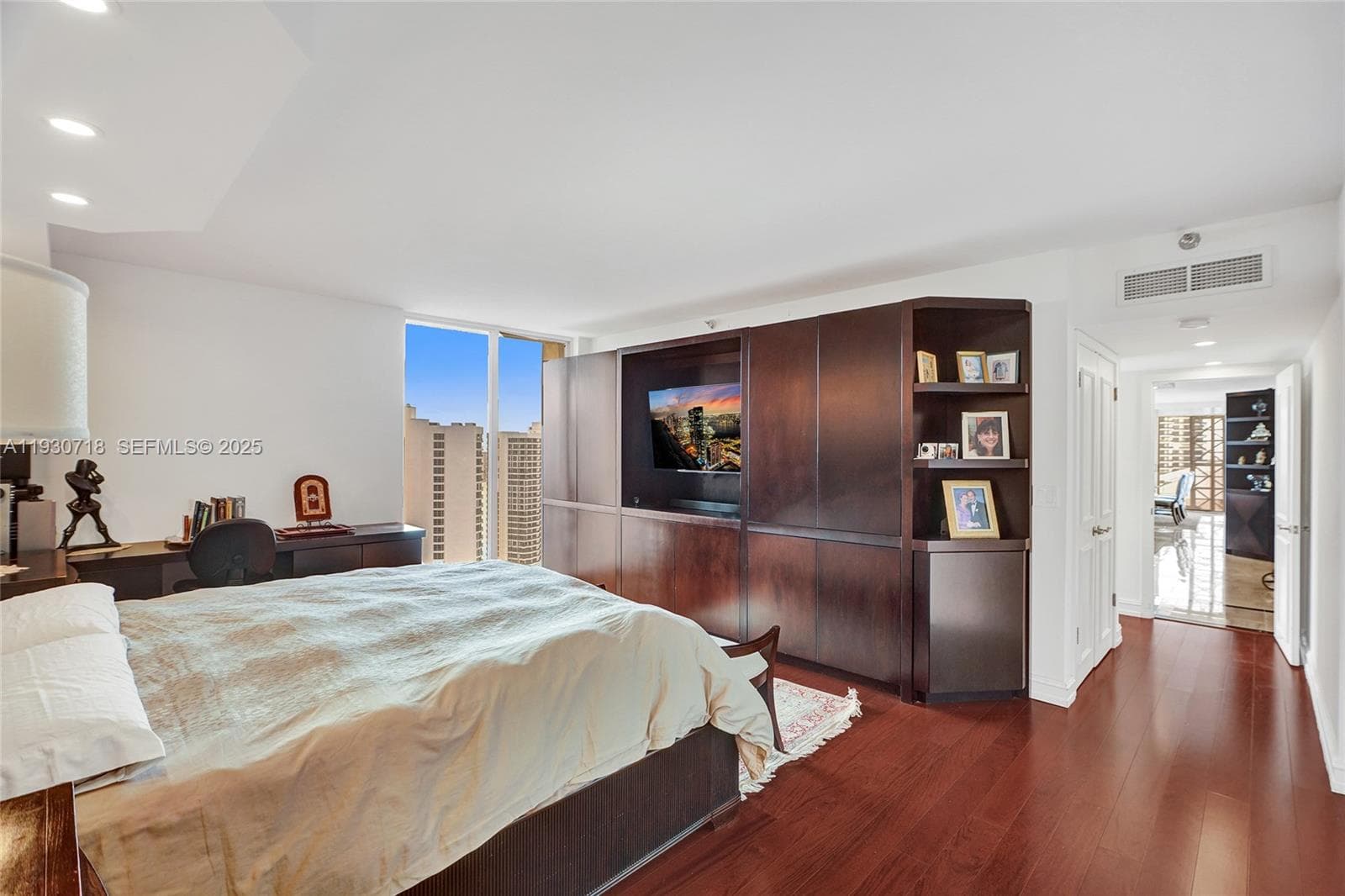 19355 Turnberry Way # 26E, Aventura FL 33180 — 40