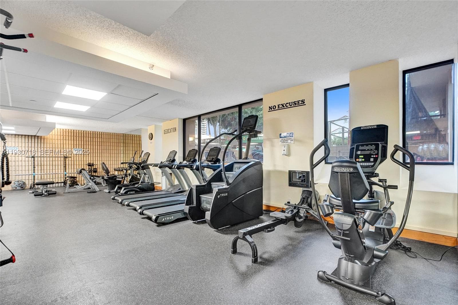 19355 Turnberry Way # 26E, Aventura FL 33180 — 74