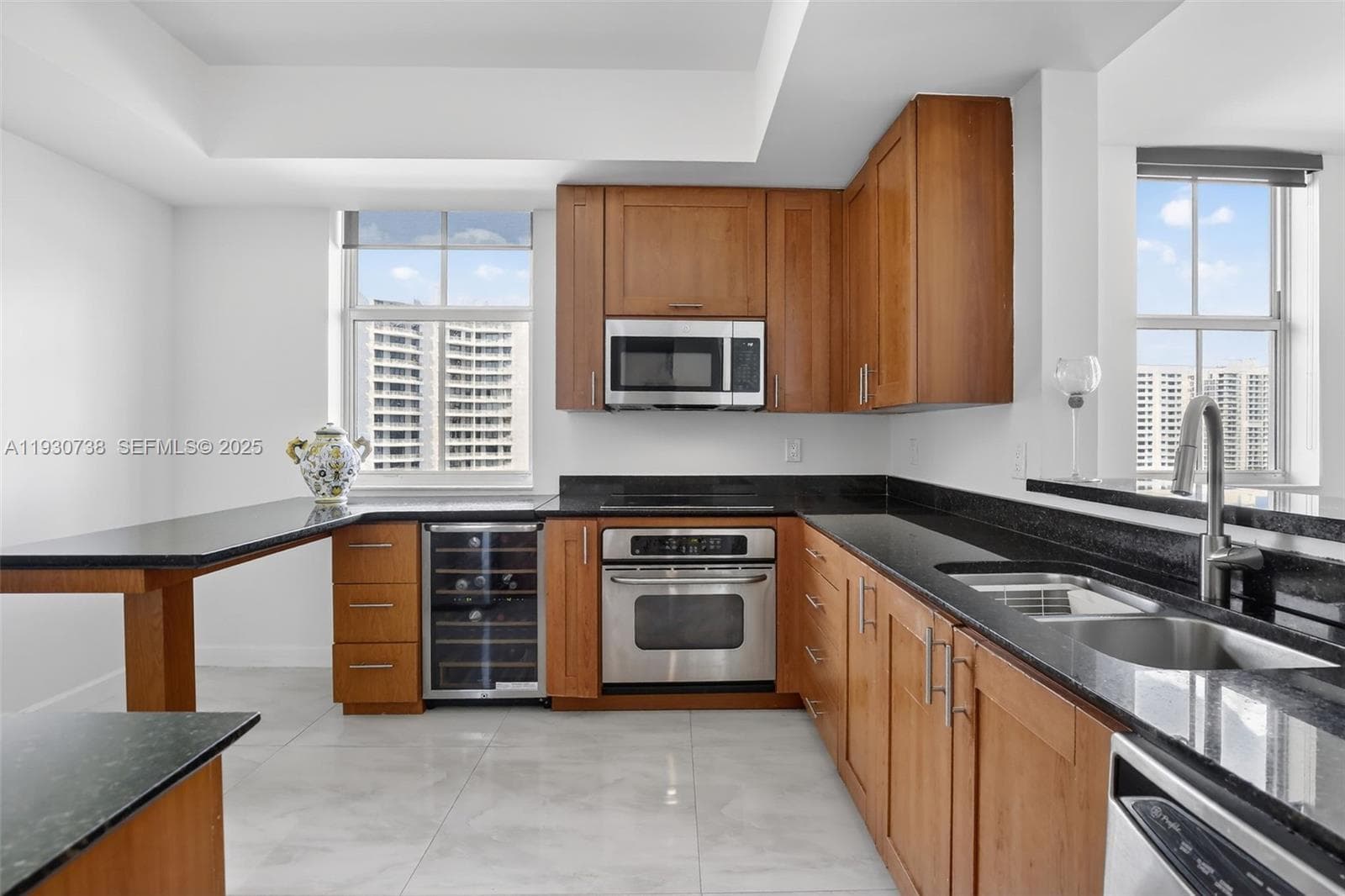 3340 NE 190th St # 1101, Aventura FL 33180 — 10