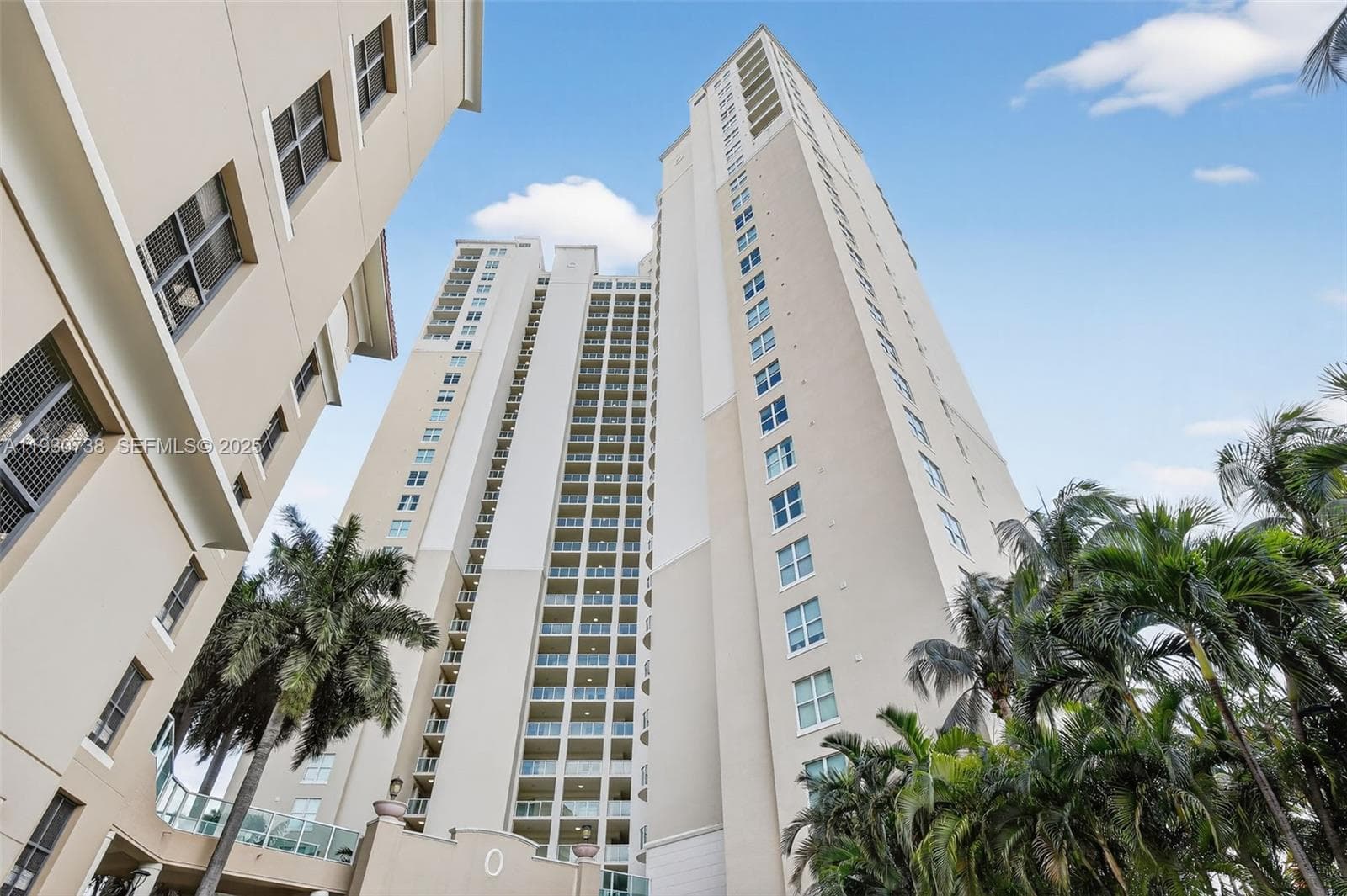 3340 NE 190th St # 1101, Aventura FL 33180 — 40