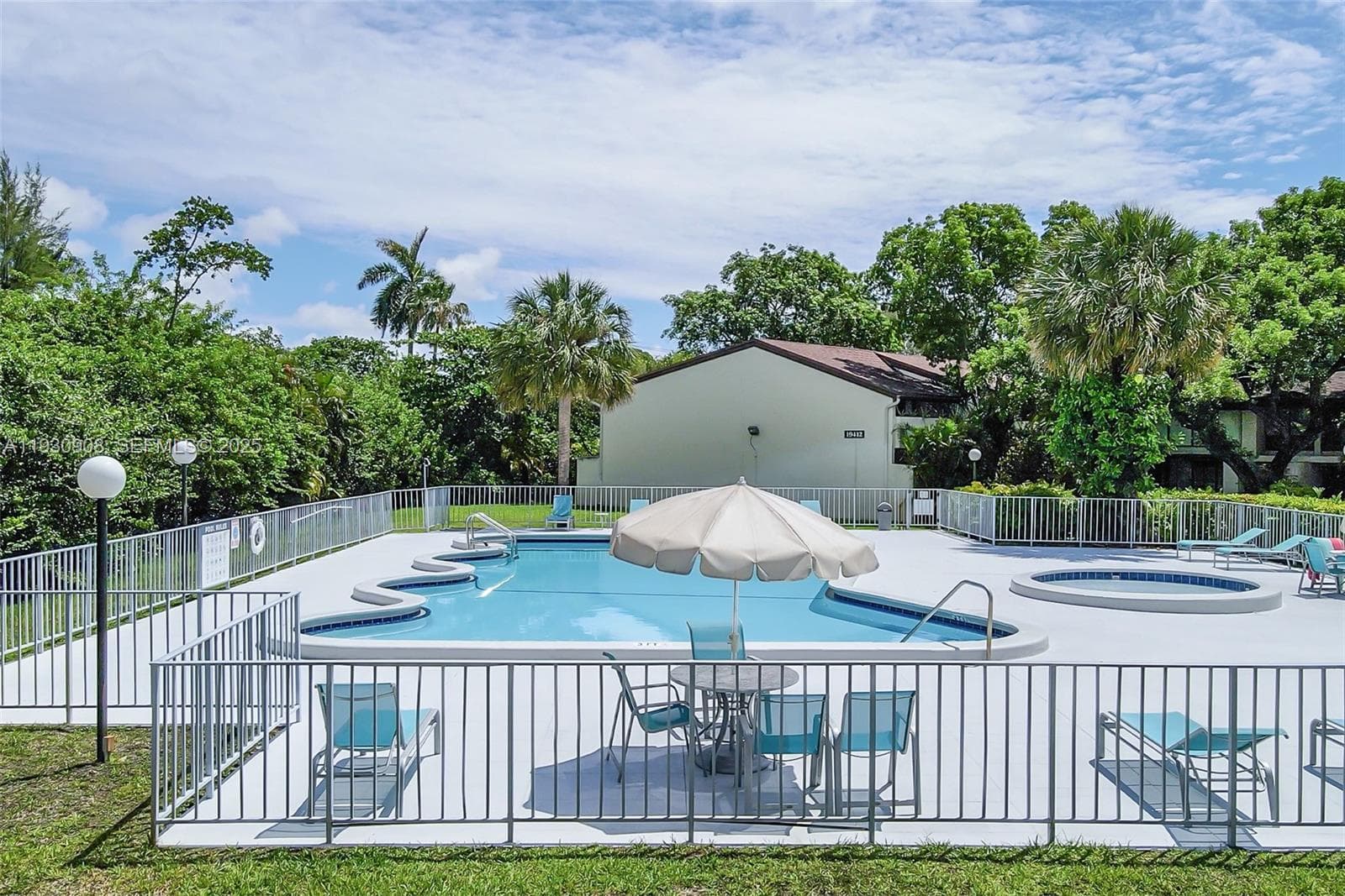 19212 NE 25th Ave # 283D, Miami FL 33180 — 29