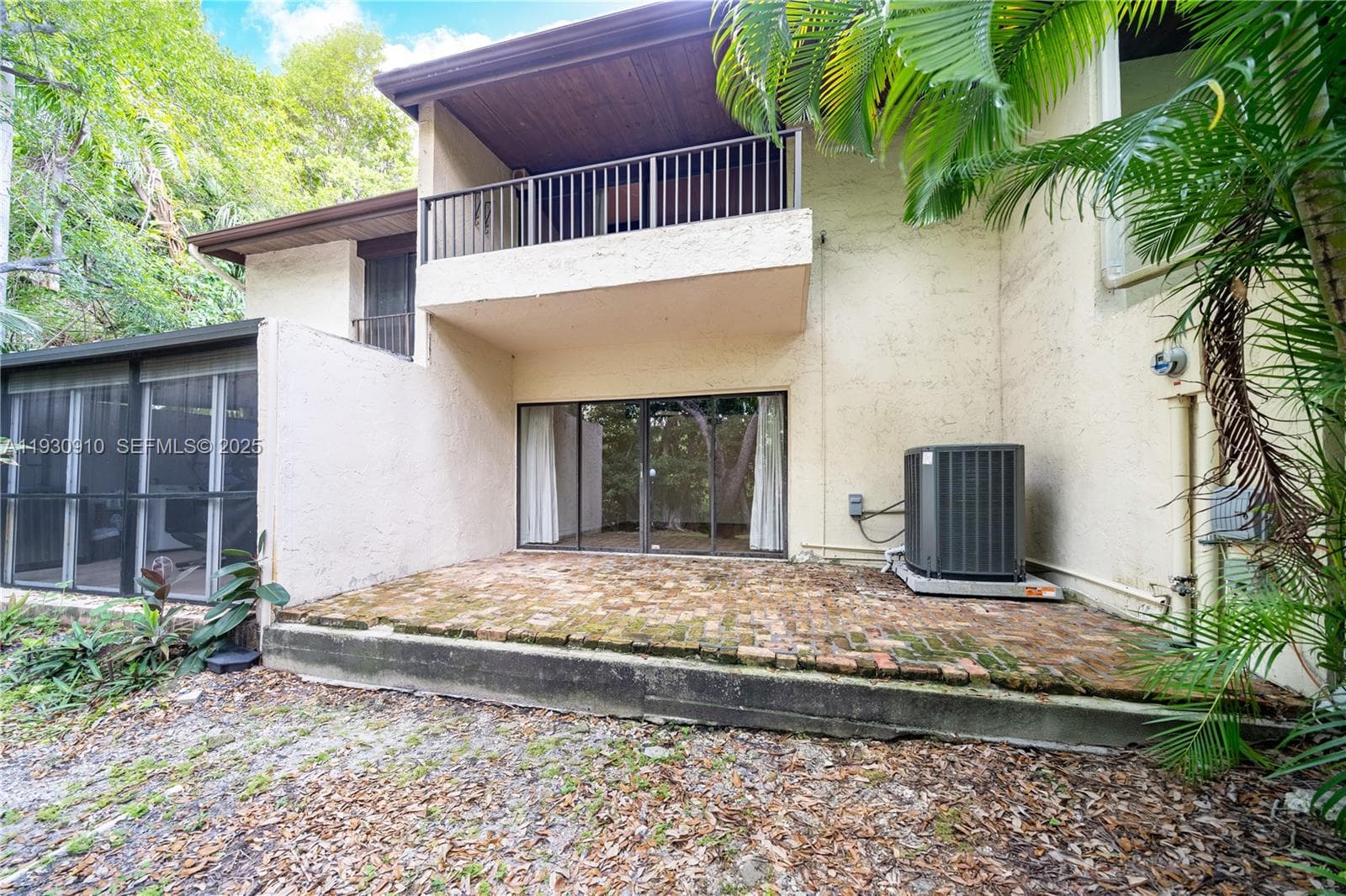 19212 NE 25th Ave # 283D, Miami FL 33180 — 34