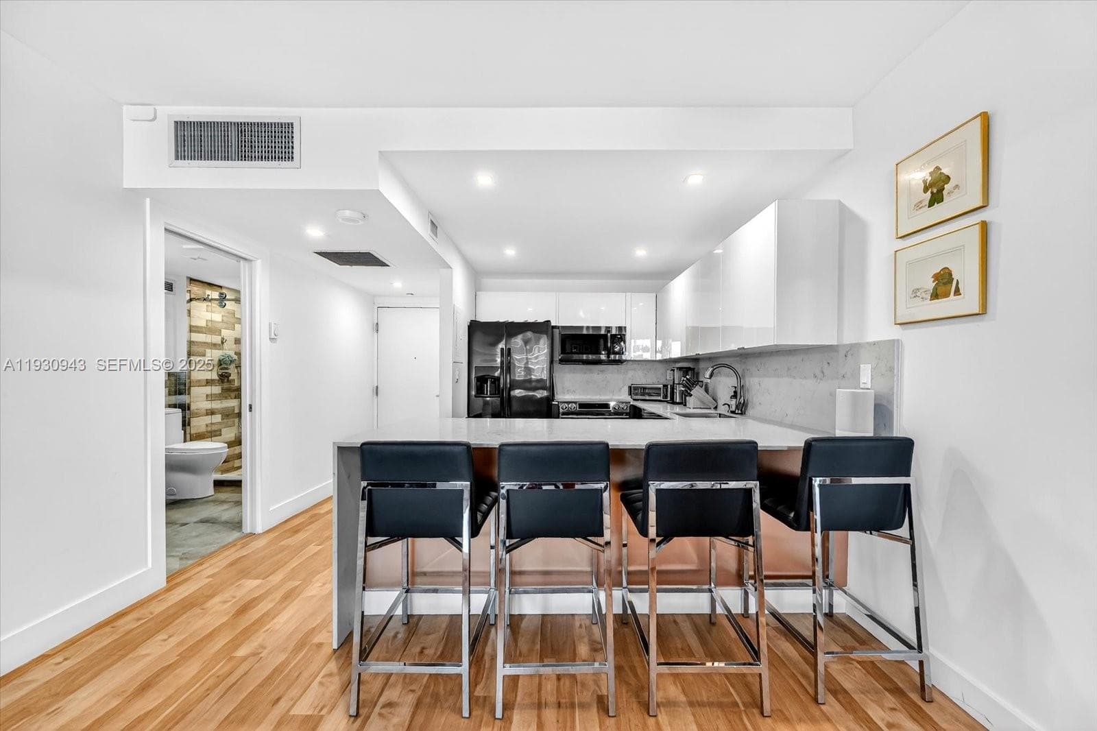 2301 Collins Ave # 714, Miami Beach FL 33139 — 11