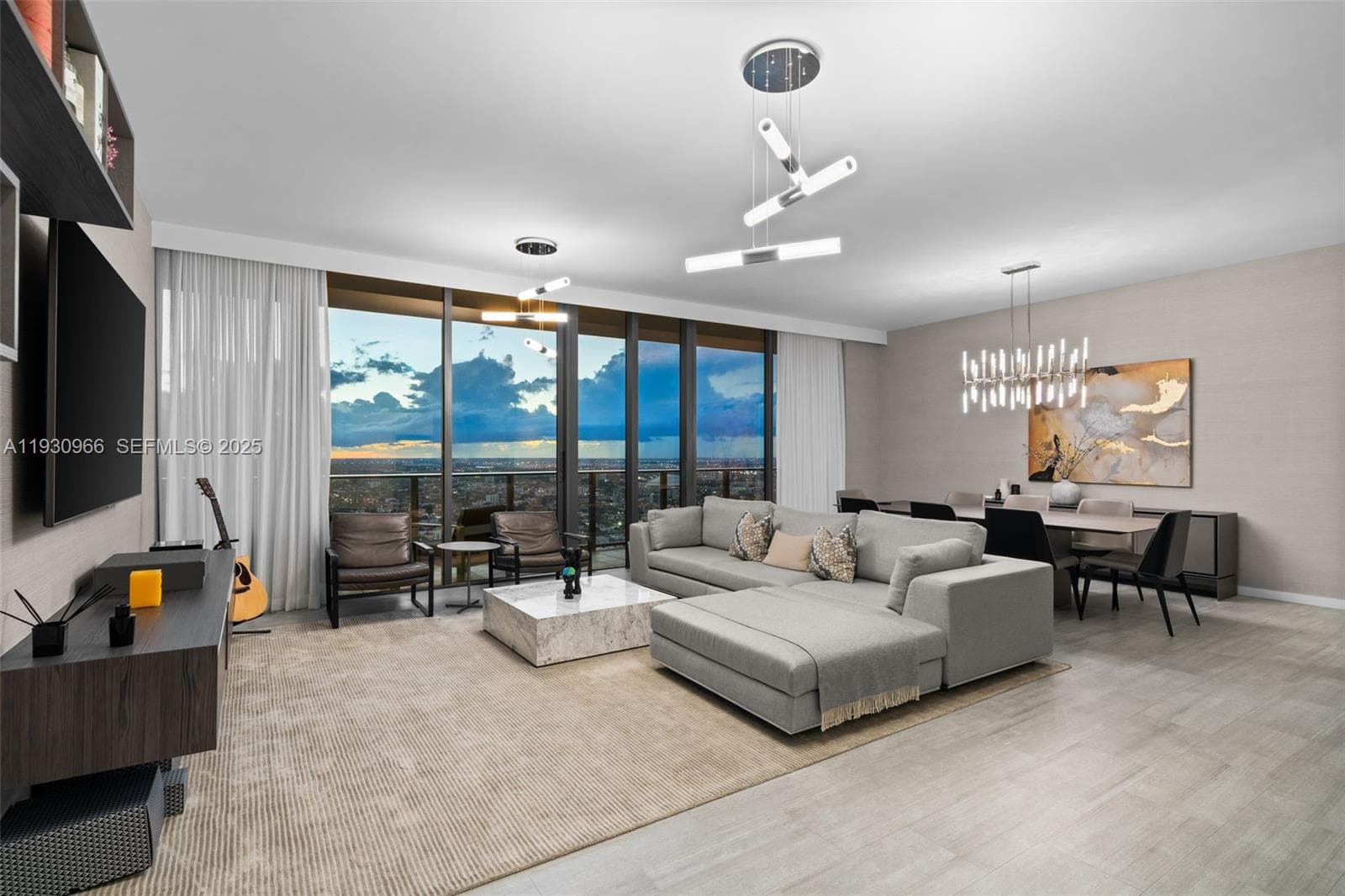 1000 Brickell Plz, Miami FL 33131 — 32