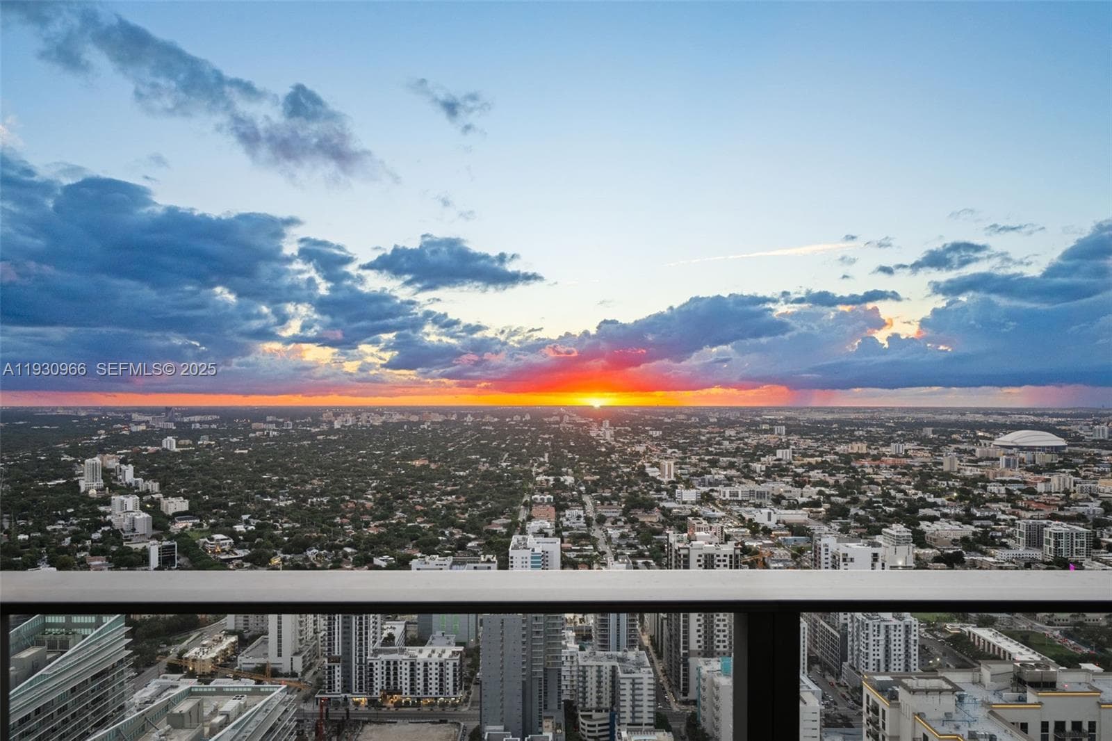 1000 Brickell Plz, Miami FL 33131 — 40