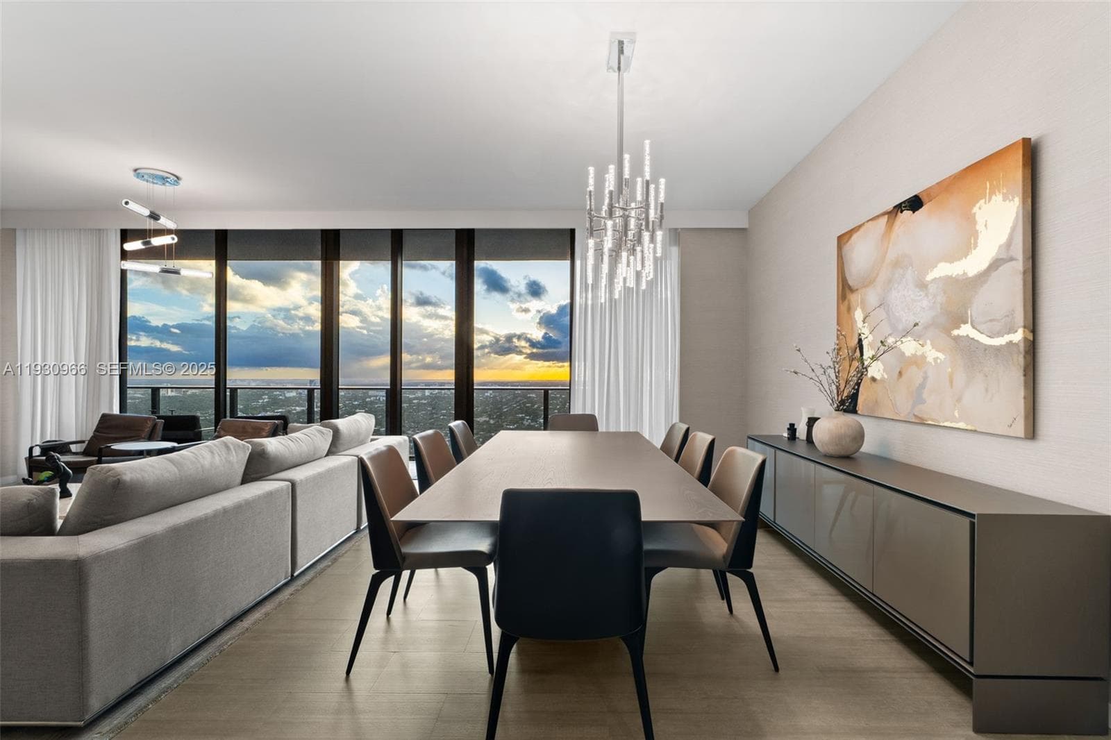 1000 Brickell Plz, Miami FL 33131 — 60