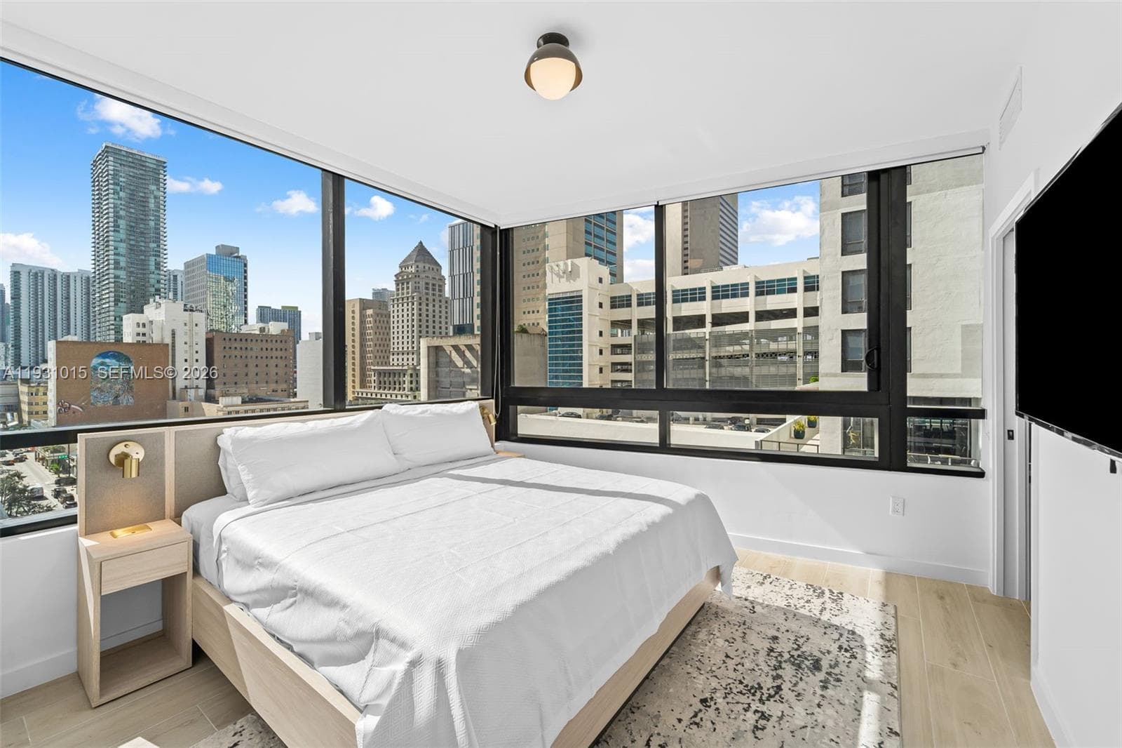 225 N Miami Avenue # 912, Miami FL 33128 — 1