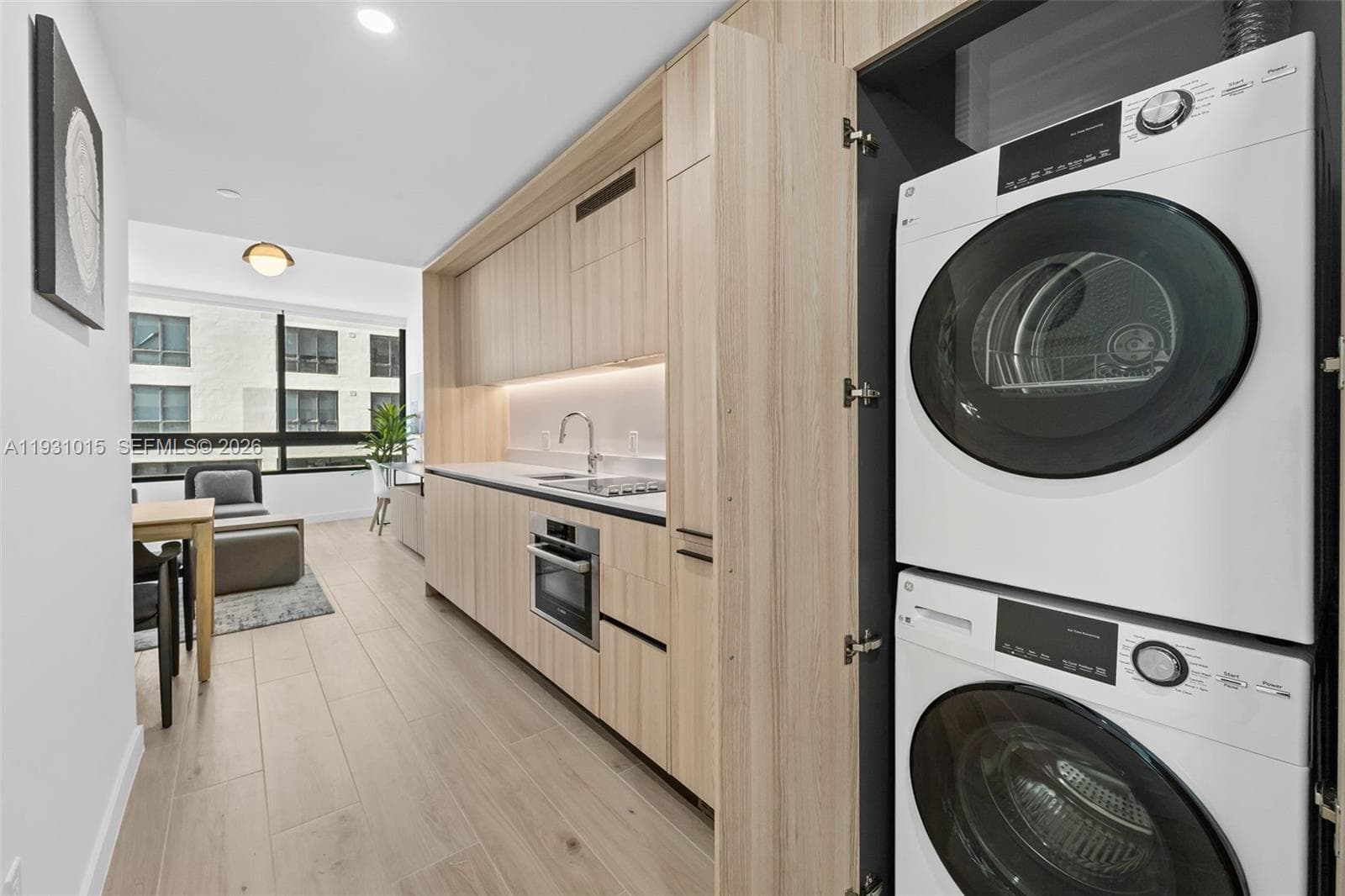225 N Miami Avenue # 912, Miami FL 33128 — 11