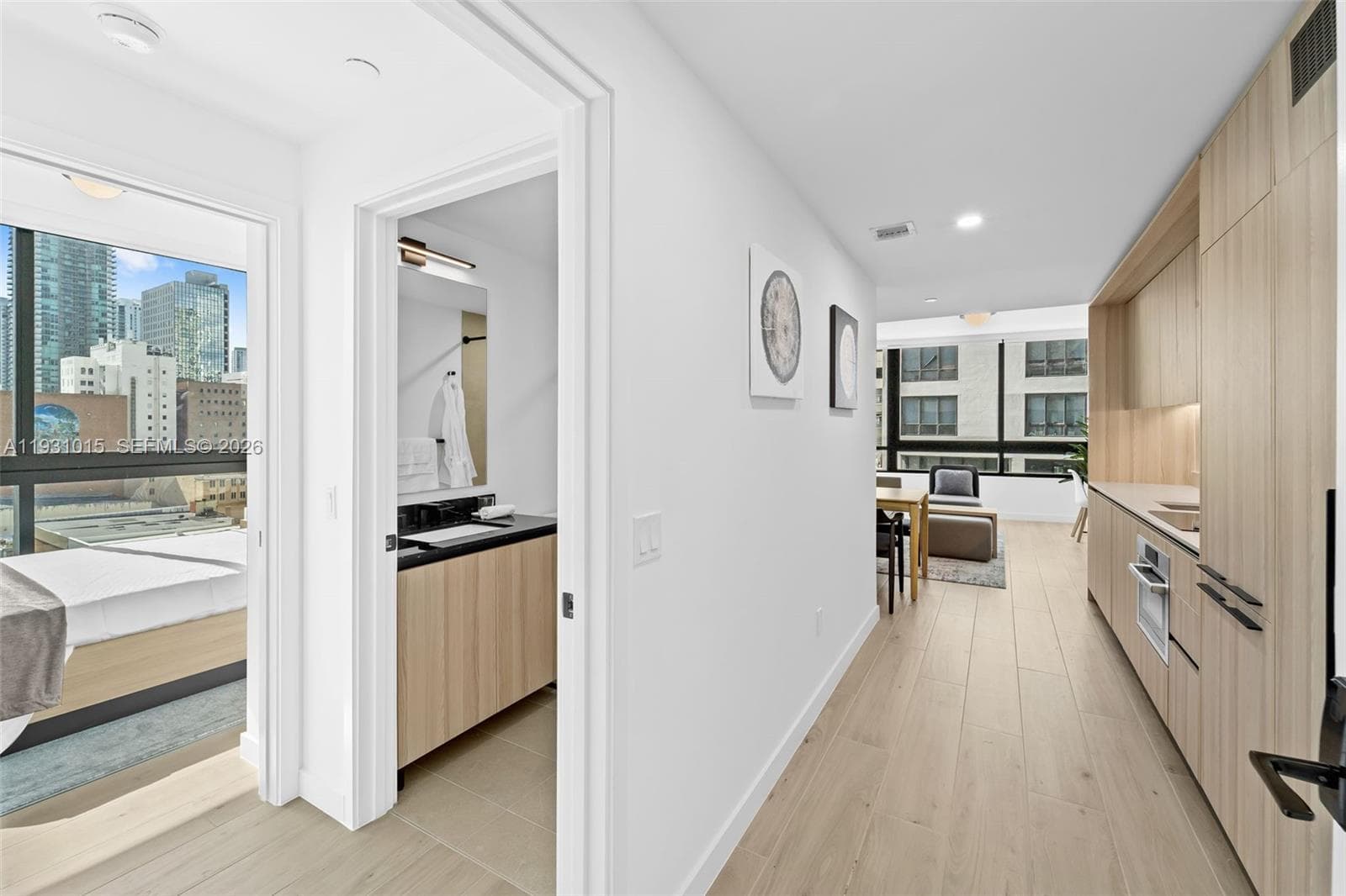 225 N Miami Avenue # 912, Miami FL 33128 — 4