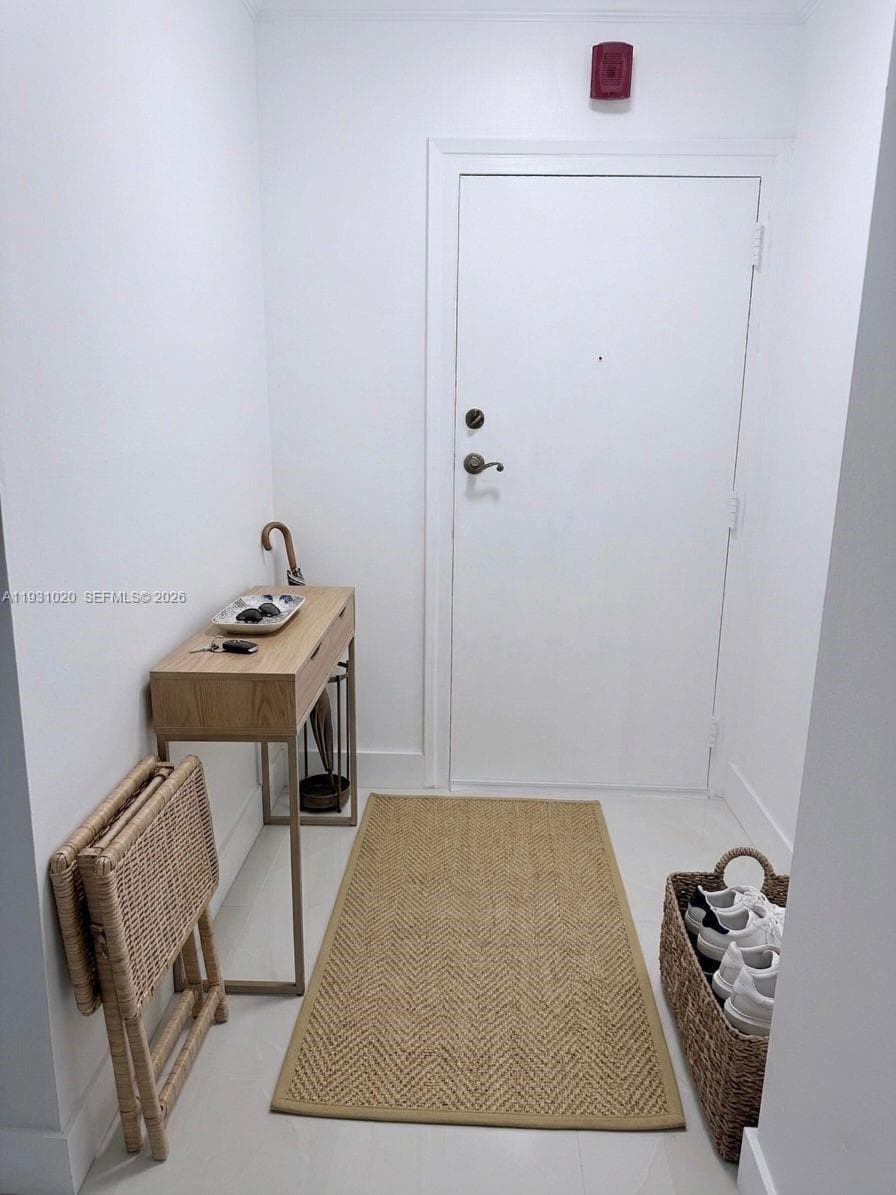160 SW 30th Ave # 104A, Miami FL 33135 — 2
