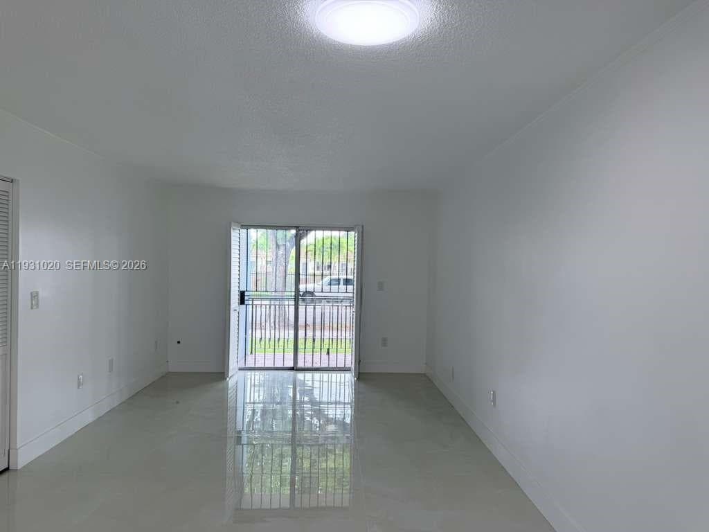 160 SW 30th Ave # 104A, Miami FL 33135 — 16