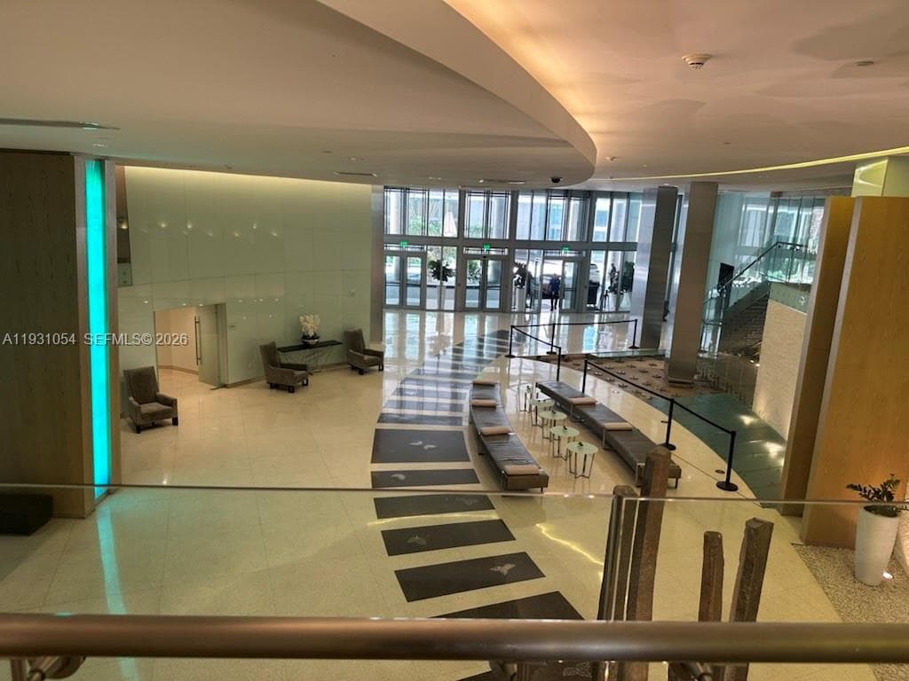 92 SW 3rd St # 1408, Miami FL 33130 — 13