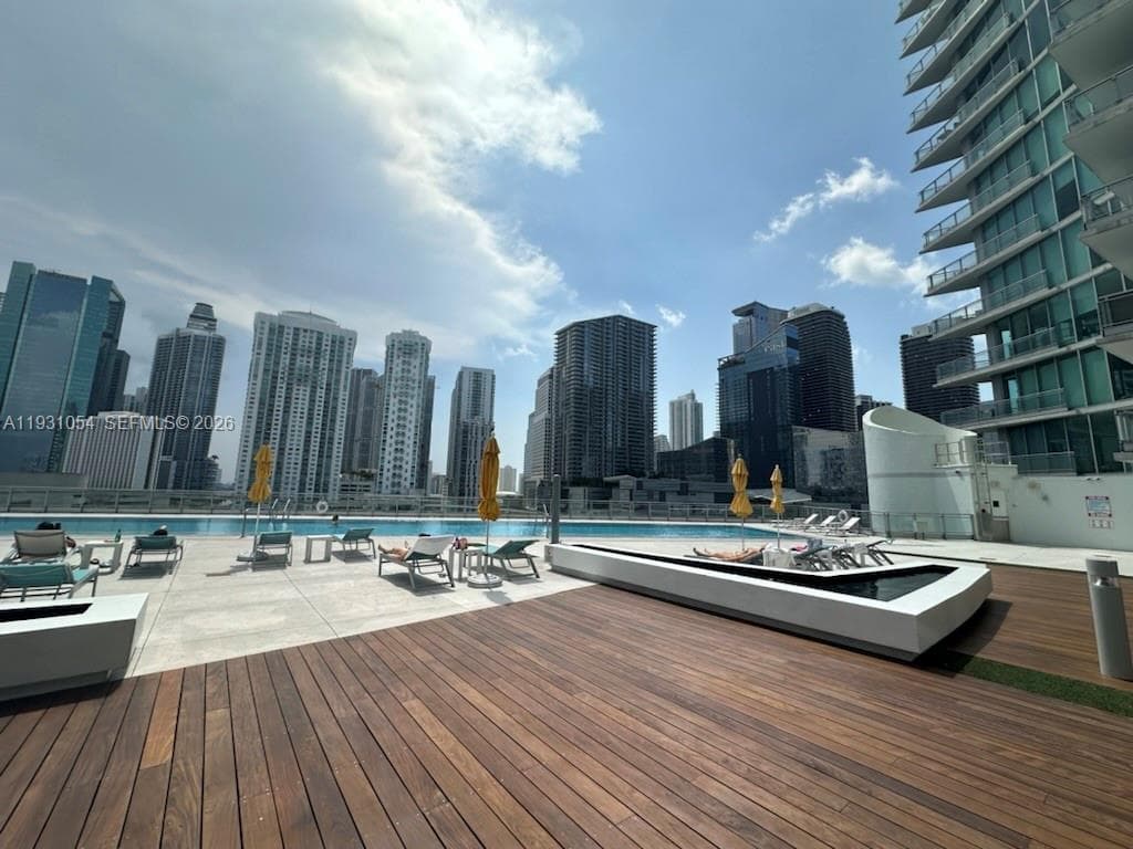 92 SW 3rd St # 1408, Miami FL 33130 — 8