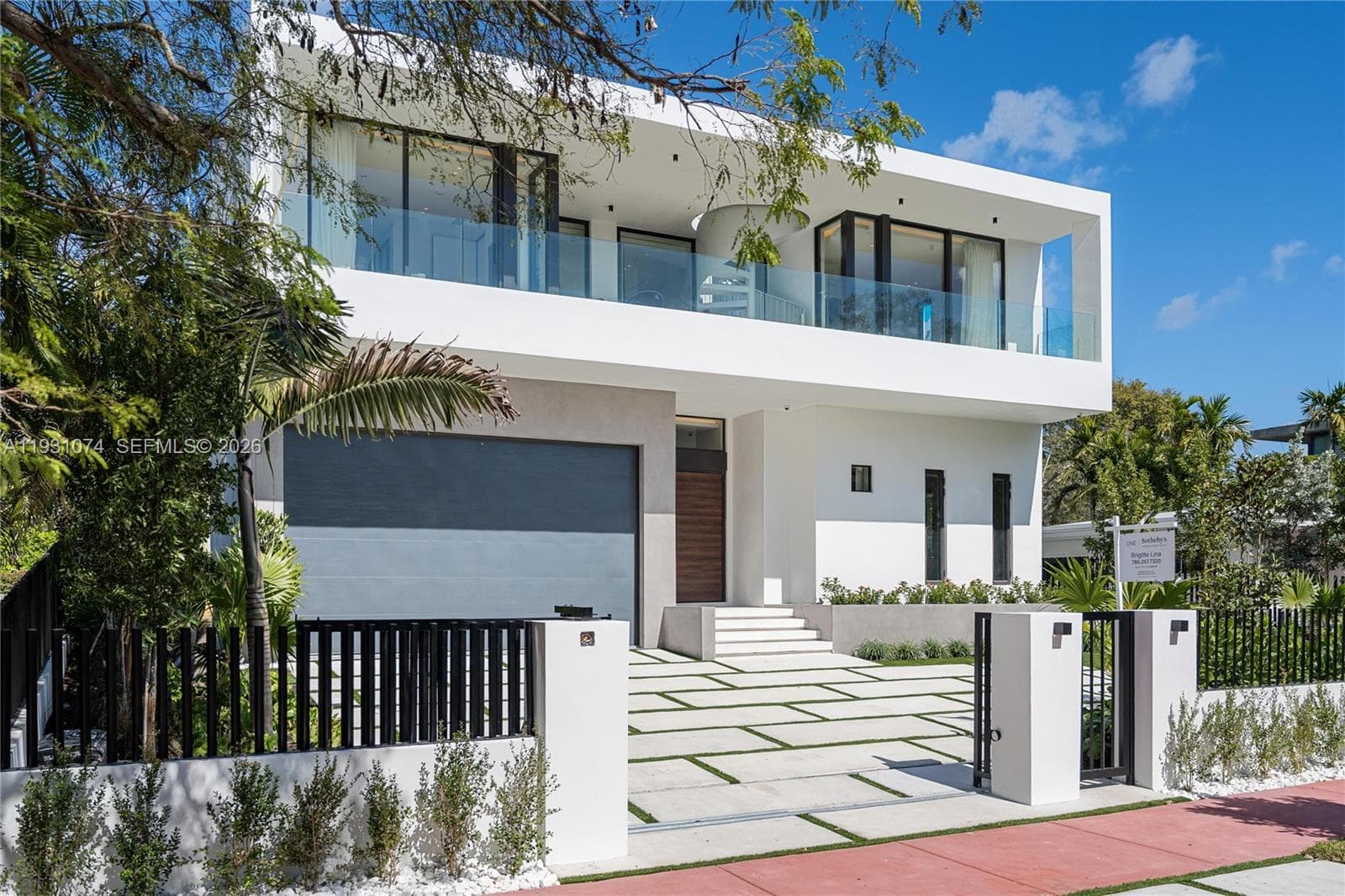 1045 W 47th Ct, Miami Beach FL 33140 — 1