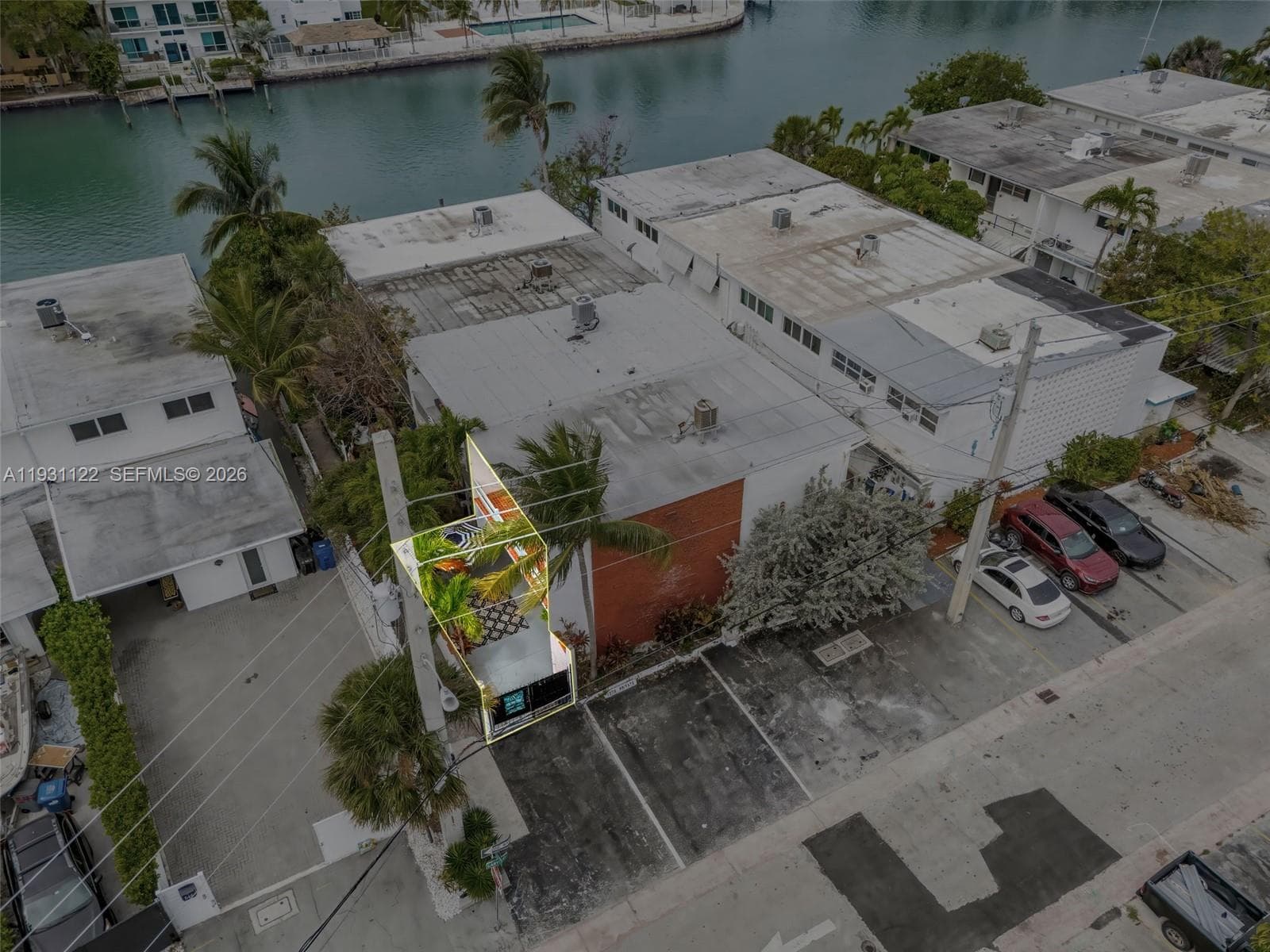 7270 Gary Ave, Miami Beach FL 33141 — 22