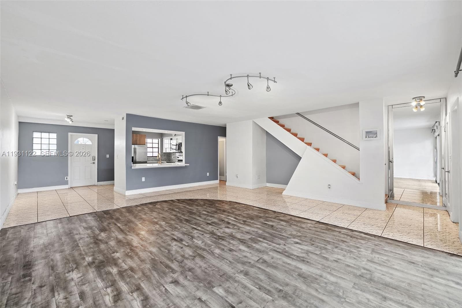 7270 Gary Ave, Miami Beach FL 33141 — 9