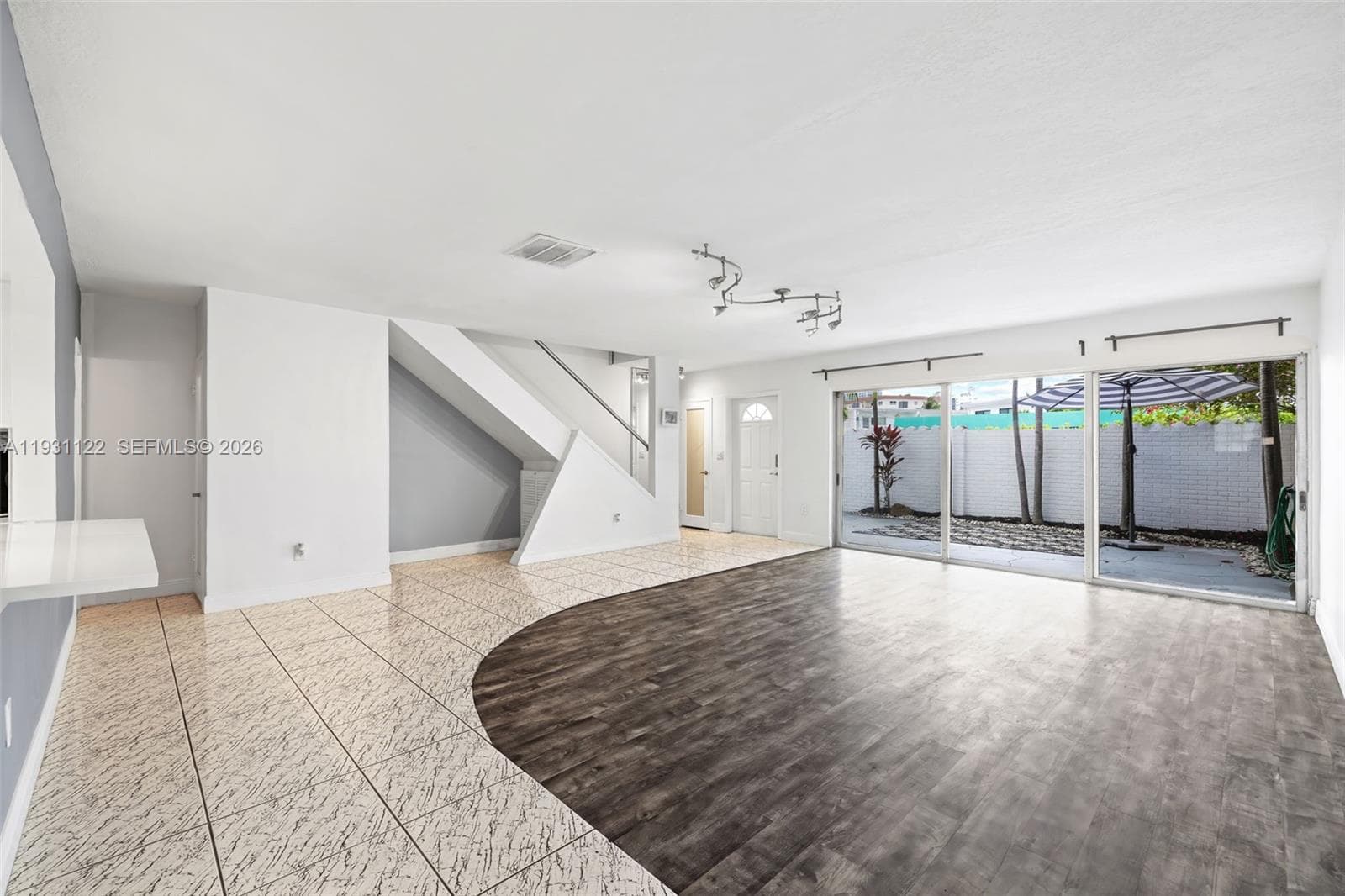 7270 Gary Ave, Miami Beach FL 33141 — 8