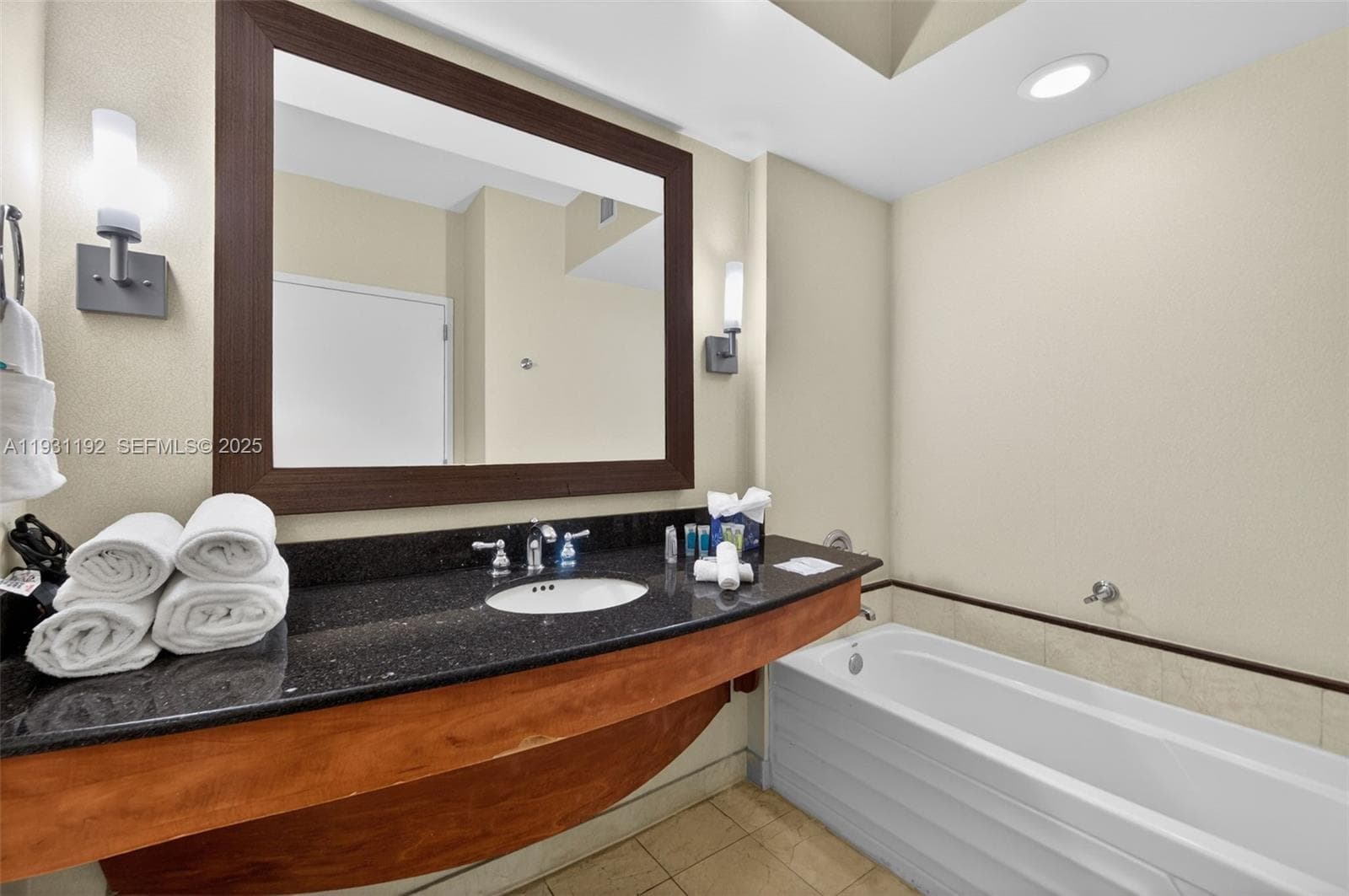 18001 Collins Ave # 2101, Sunny Isles Beach FL 33160 — 24