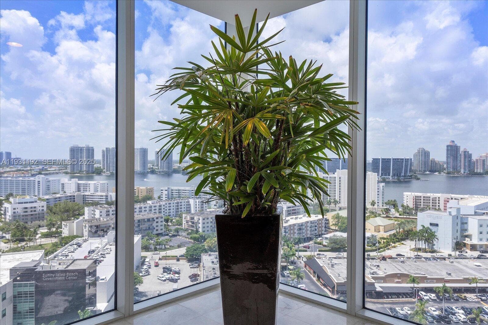 18001 Collins Ave # 2101, Sunny Isles Beach FL 33160 — 33
