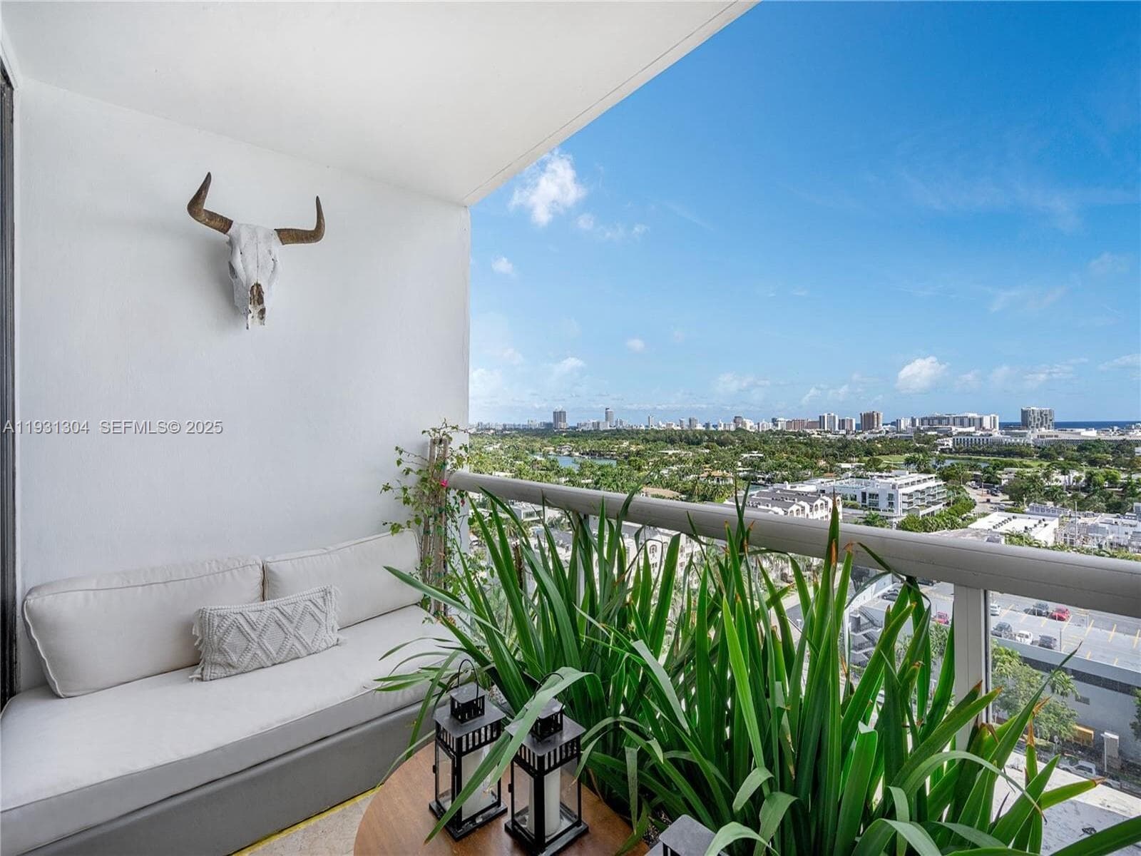 1900 Sunset Harbour Dr # 1715, Miami Beach FL 33139 — 22