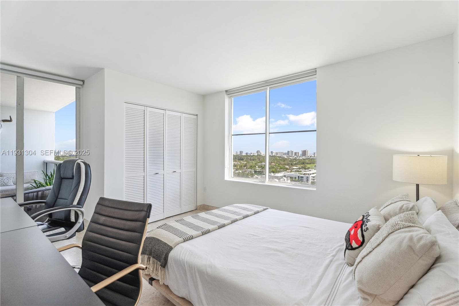 1900 Sunset Harbour Dr # 1715, Miami Beach FL 33139 — 9