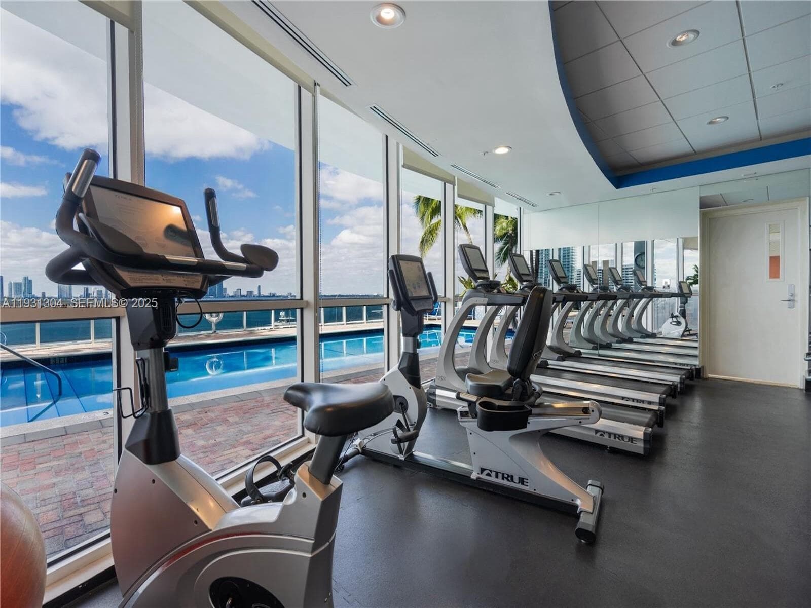 1900 Sunset Harbour Dr # 1715, Miami Beach FL 33139 — 21
