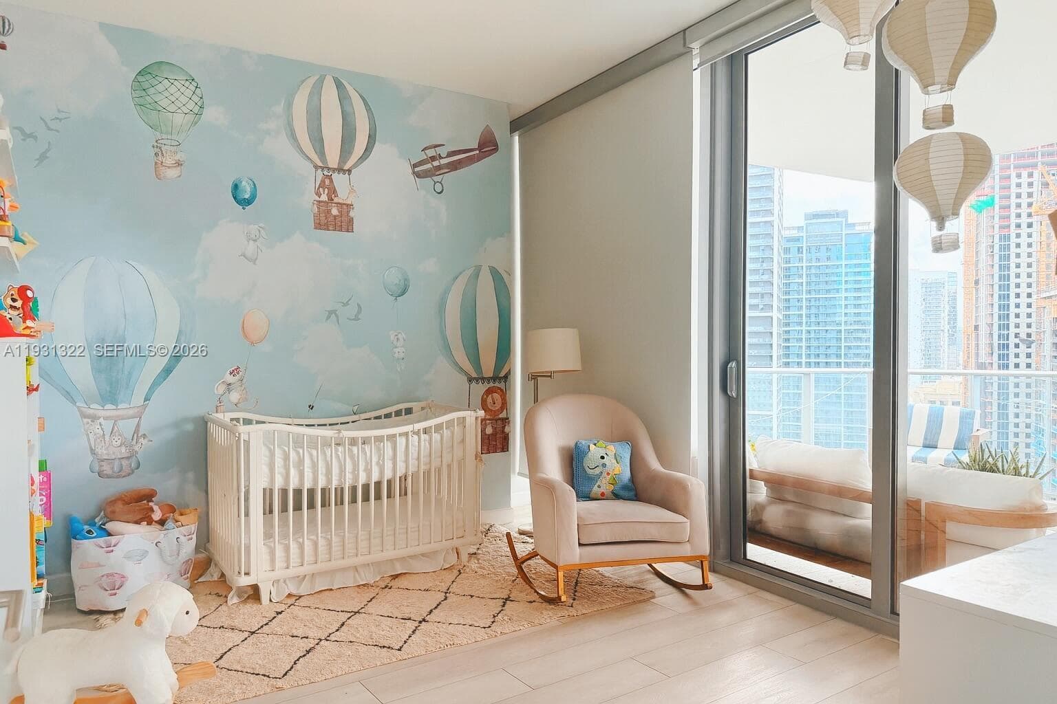 851 NE 1st Ave # 2212, Miami FL 33132 — 27