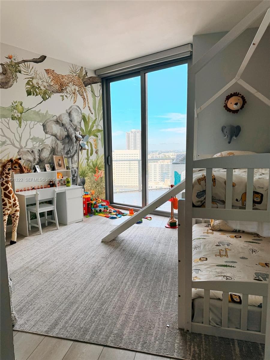 851 NE 1st Ave # 2212, Miami FL 33132 — 29