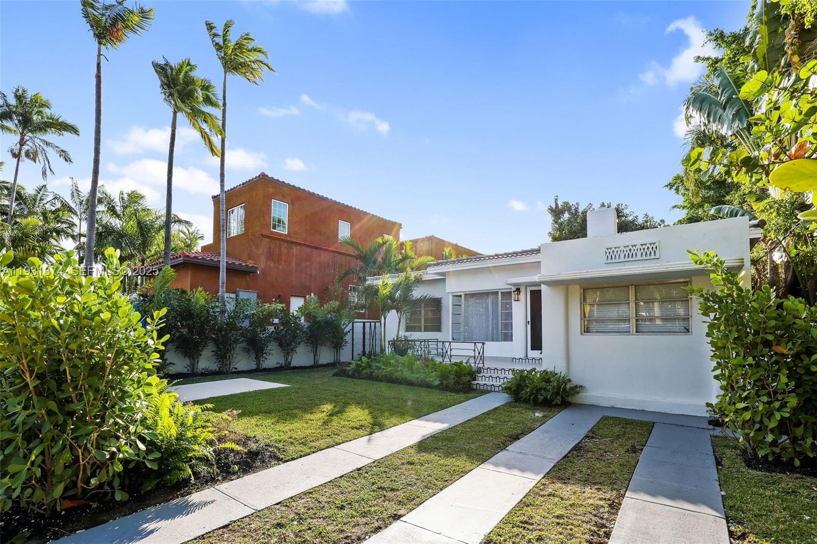 3760 Royal Palm Ave, Miami Beach FL 33140 — 38