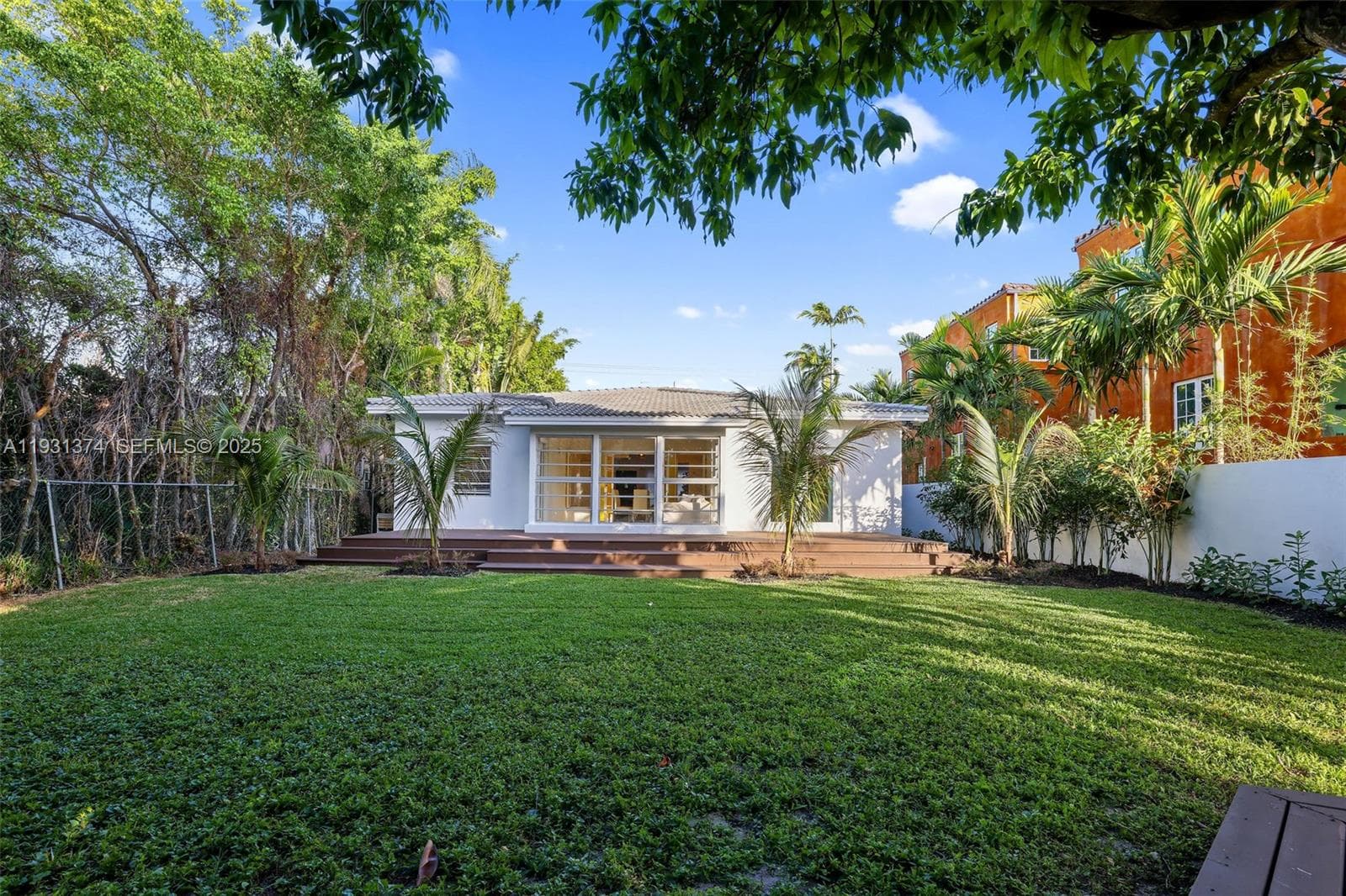3760 Royal Palm Ave, Miami Beach FL 33140 — 21