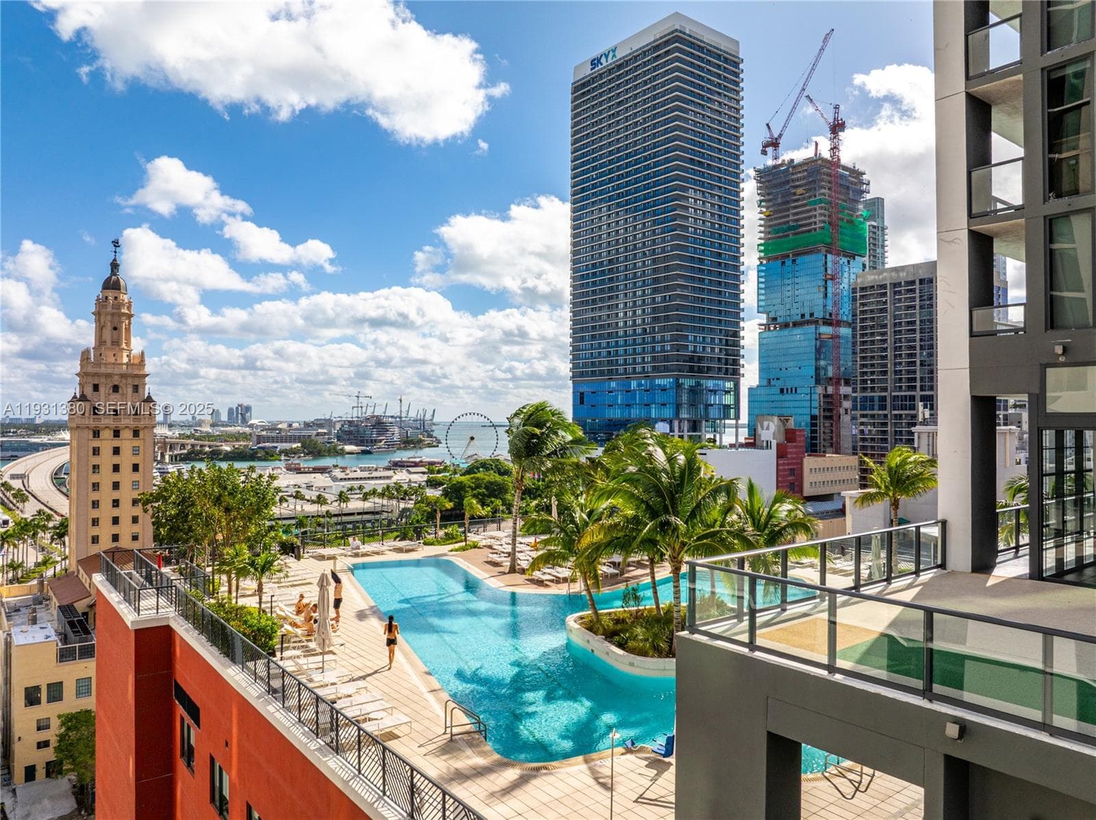 159 NE 6th St # 2608, Miami FL 33132 — 13