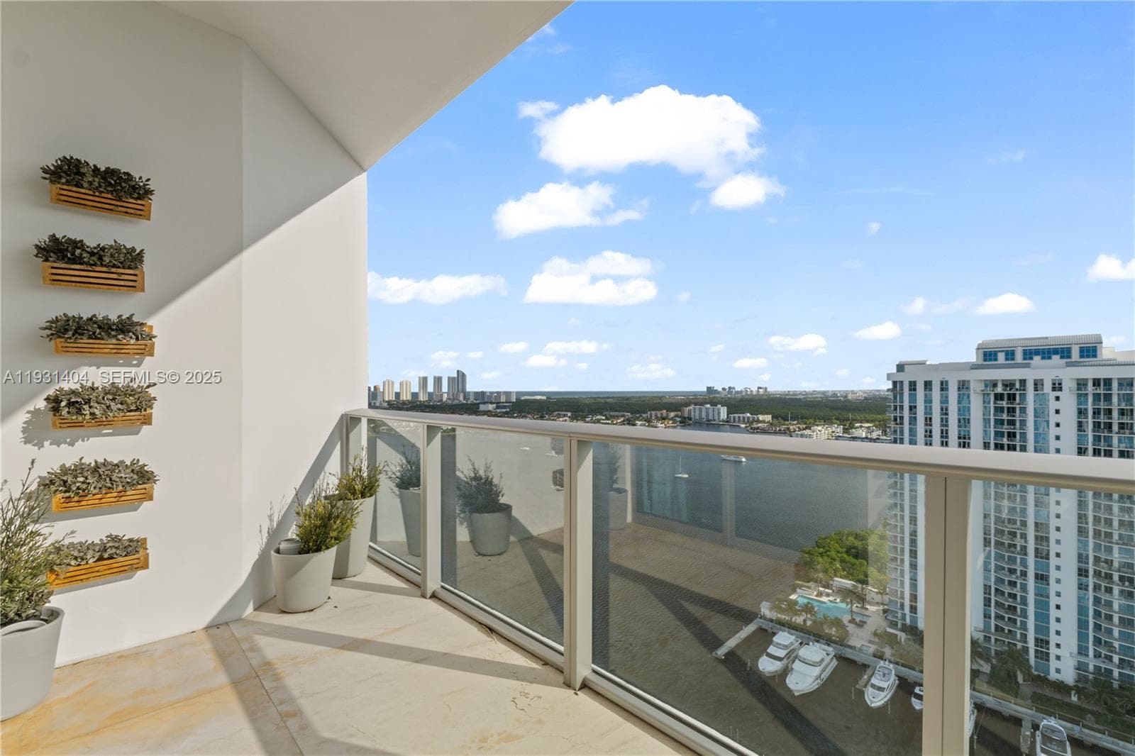 17301 Biscayne Blvd # 5, North Miami Beach FL 33160 — 16