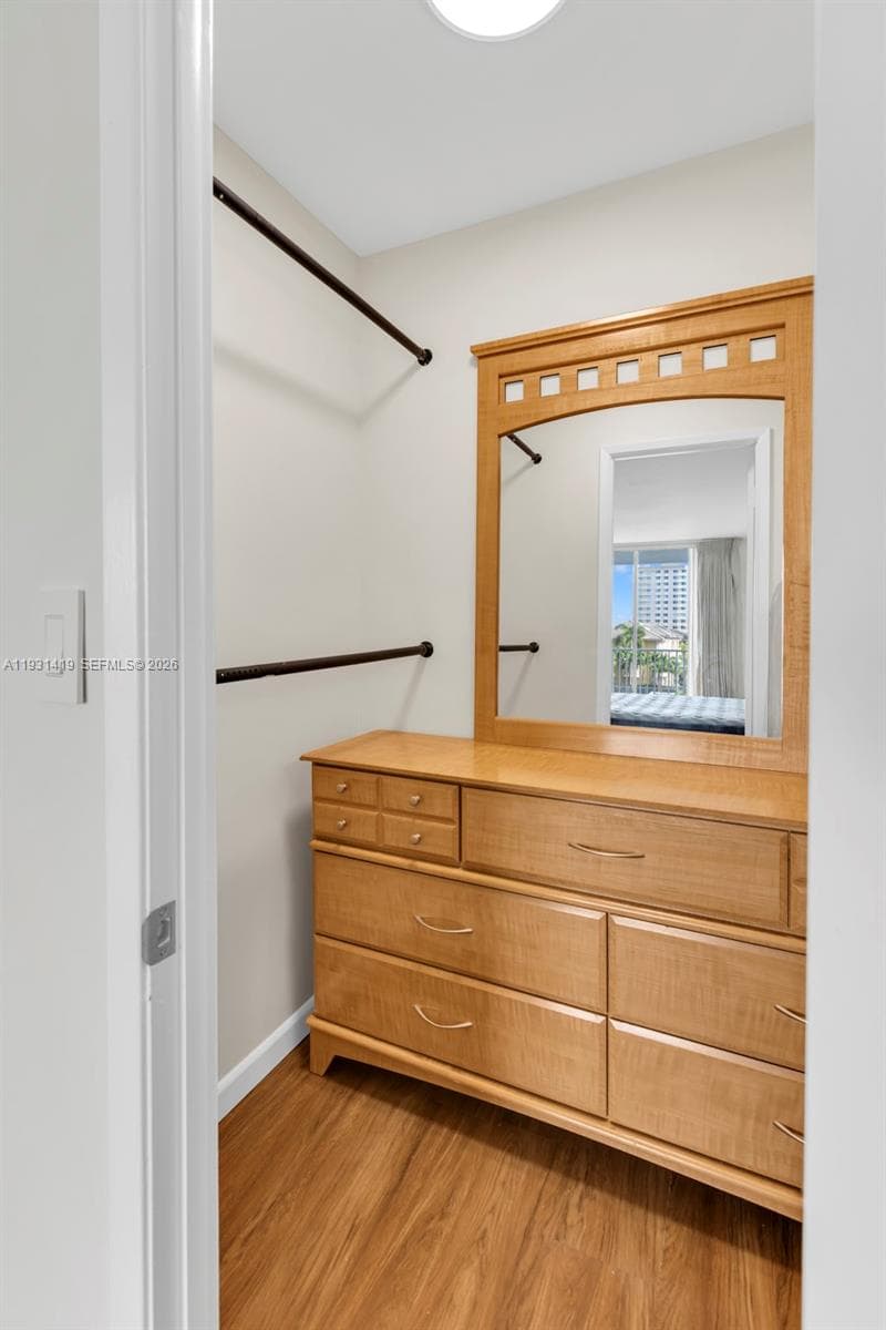 2801 NE 183 ST # 301W, Aventura FL 33160 — 23