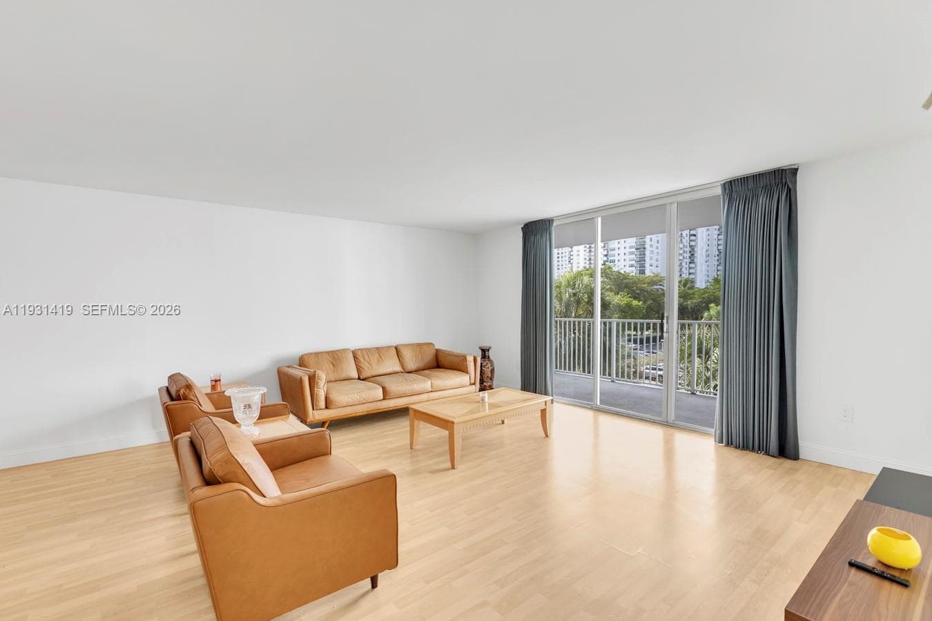 2801 NE 183 ST # 301W, Aventura FL 33160 — 2