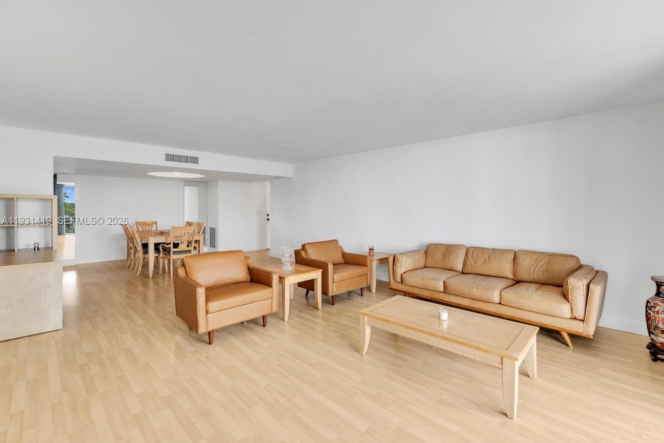 2801 NE 183 ST # 301W, Aventura FL 33160 — 3